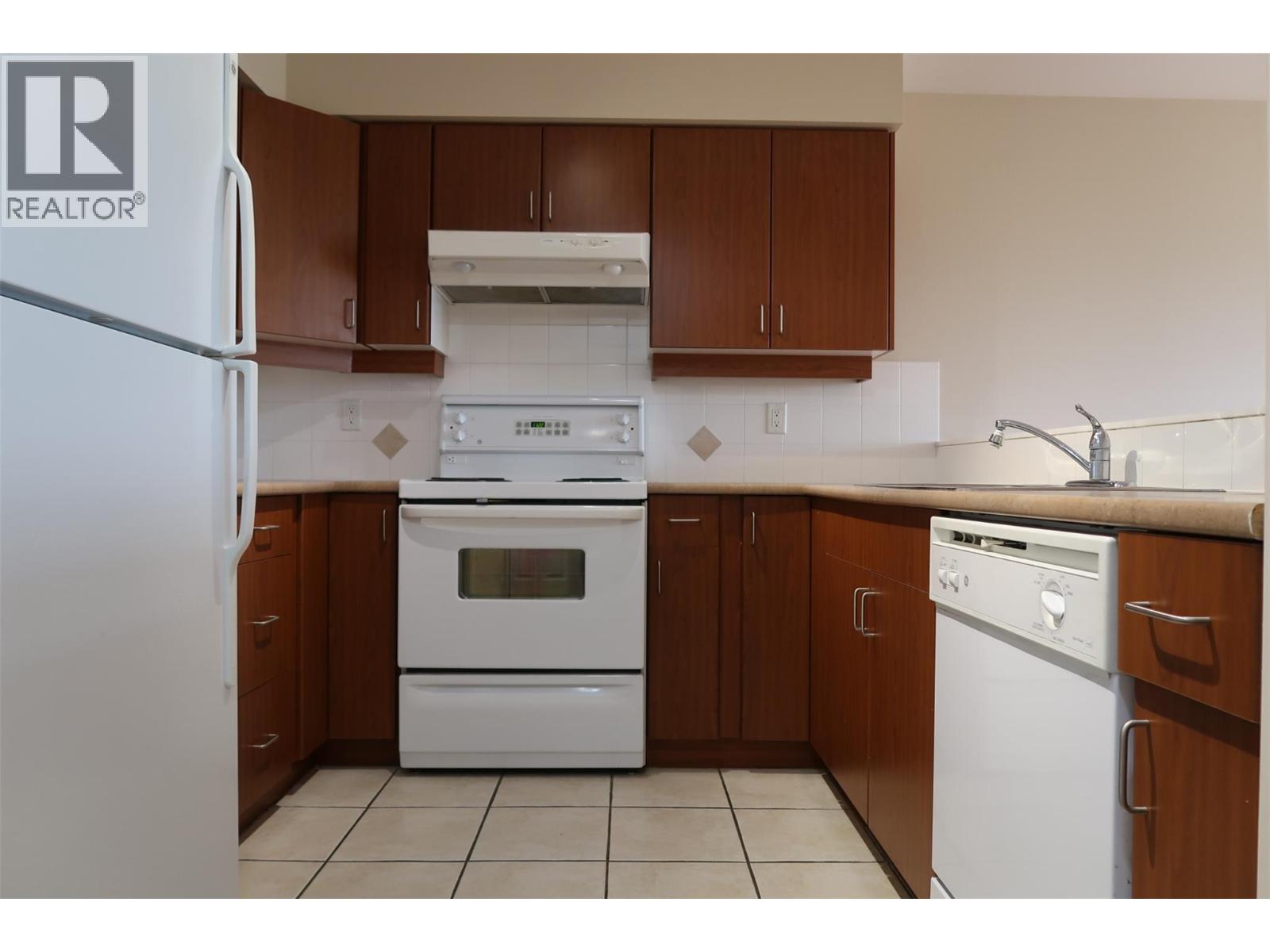7600 Cottonwood Drive Unit# 404 Property Photo 2