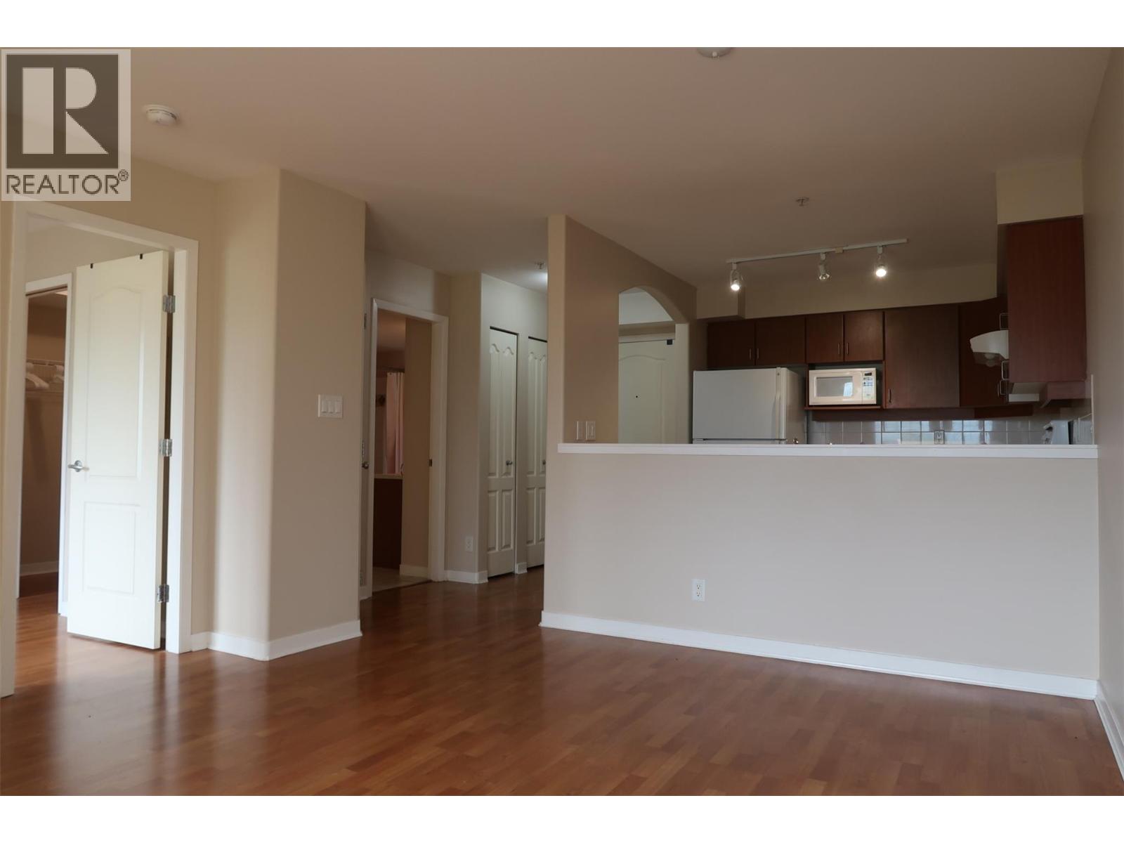 7600 Cottonwood Drive Unit# 404 Property Photo 5