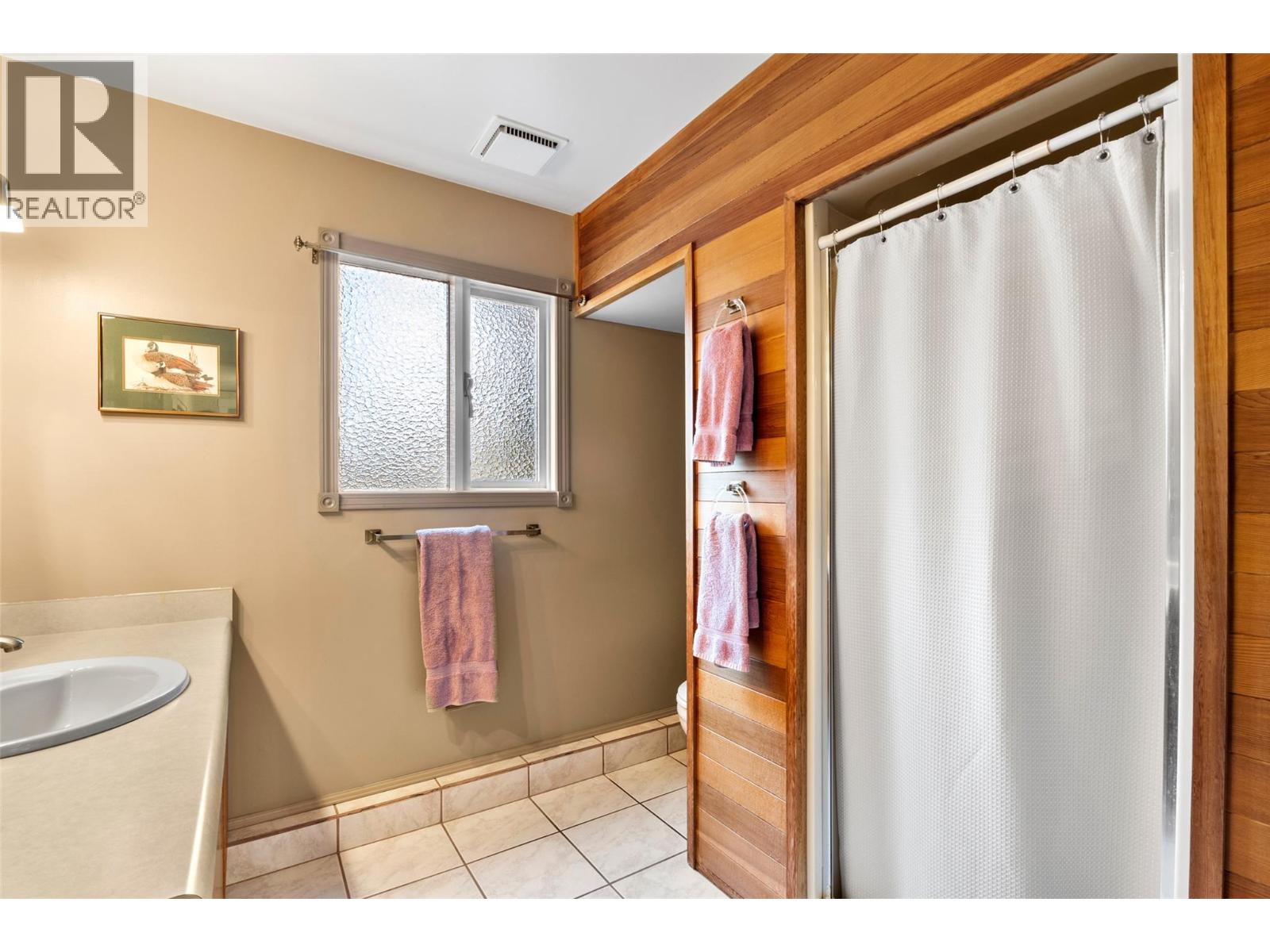 190 Vicars Road Property Photo 17