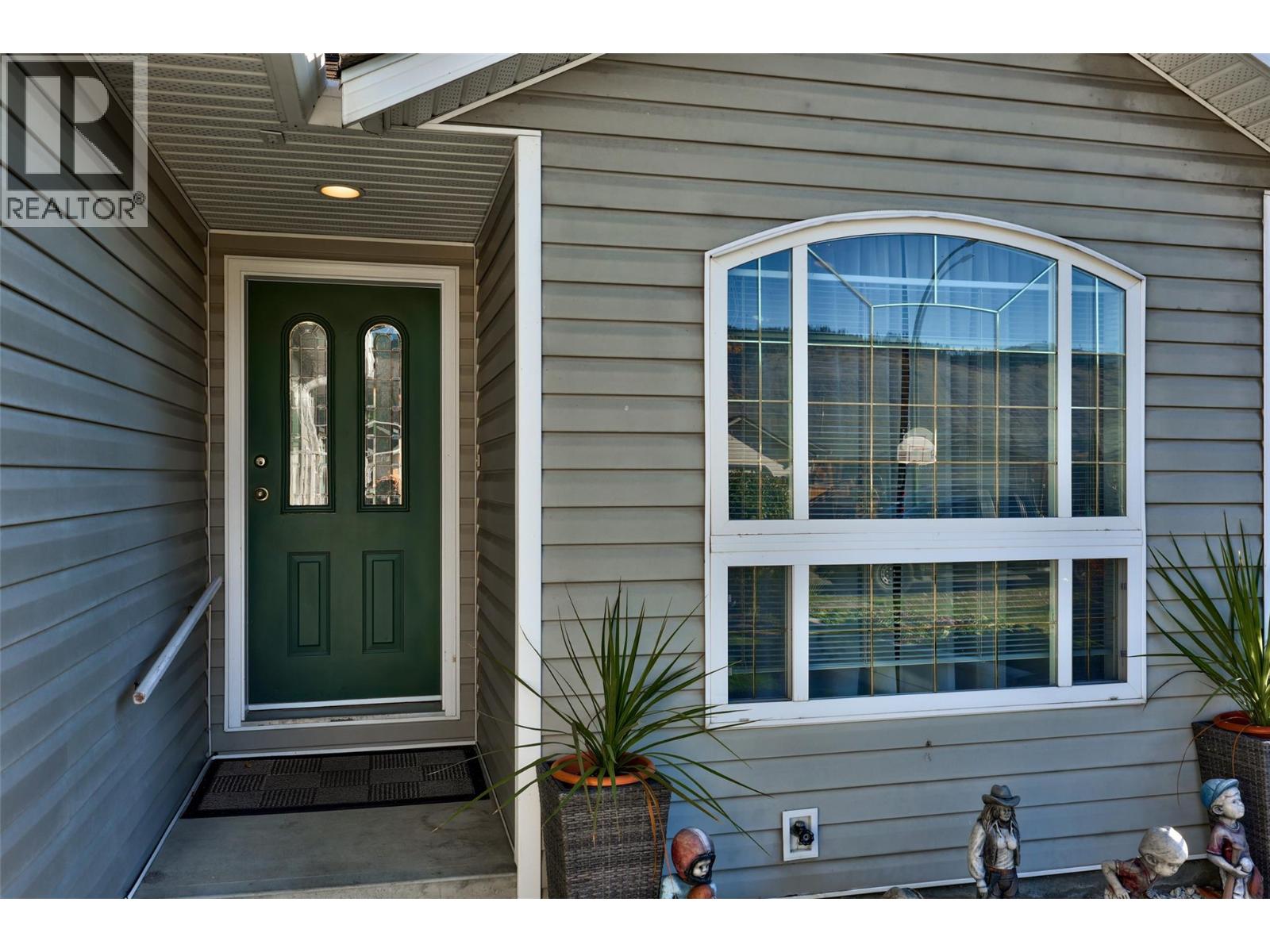 123 Leighton Avenue Property Photo 4