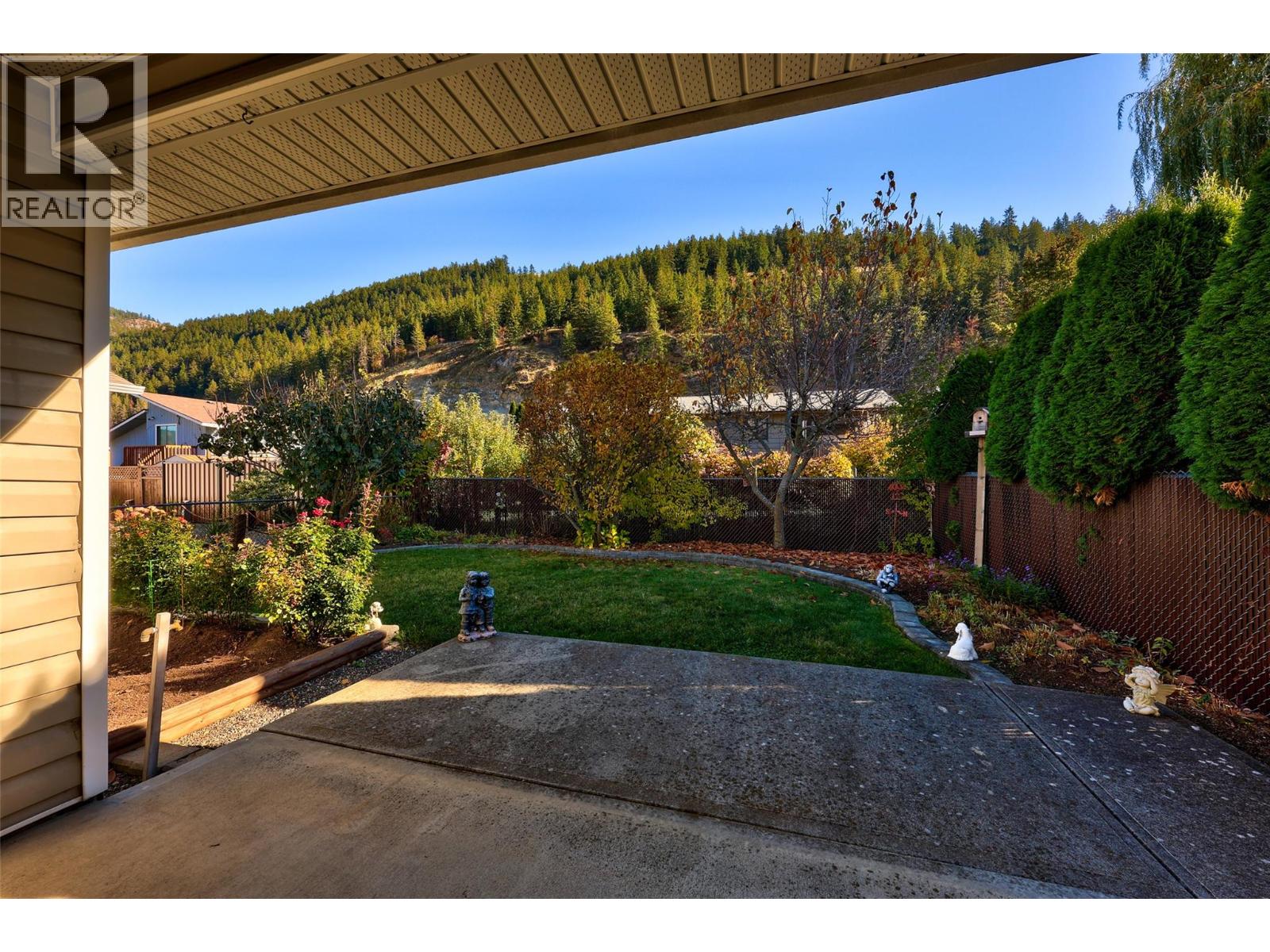 123 Leighton Avenue Property Photo 13