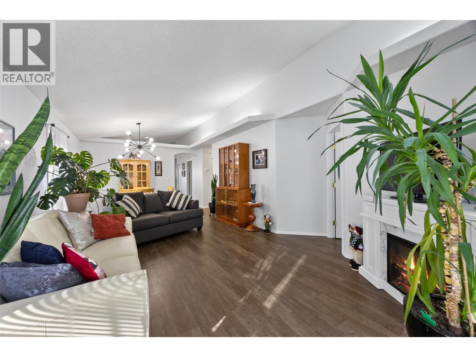 123 Leighton Avenue Property Photo 17