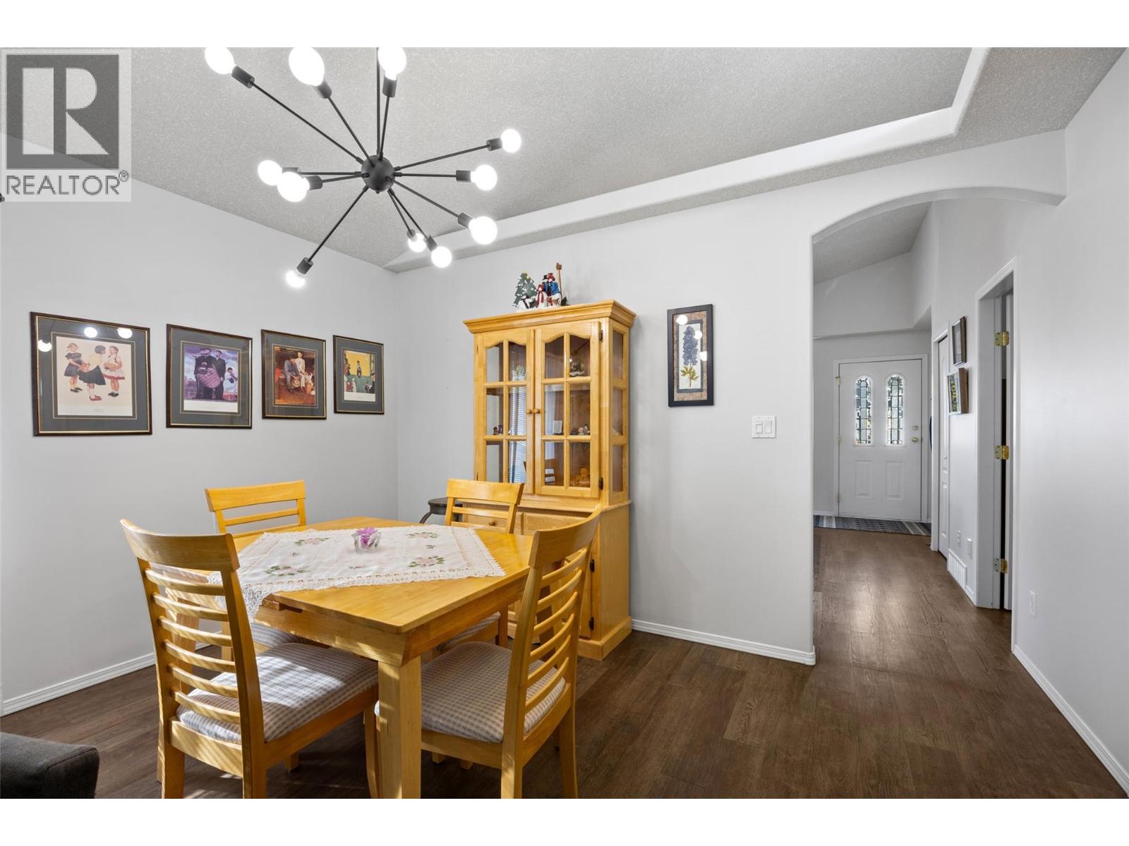 123 Leighton Avenue Property Photo 18