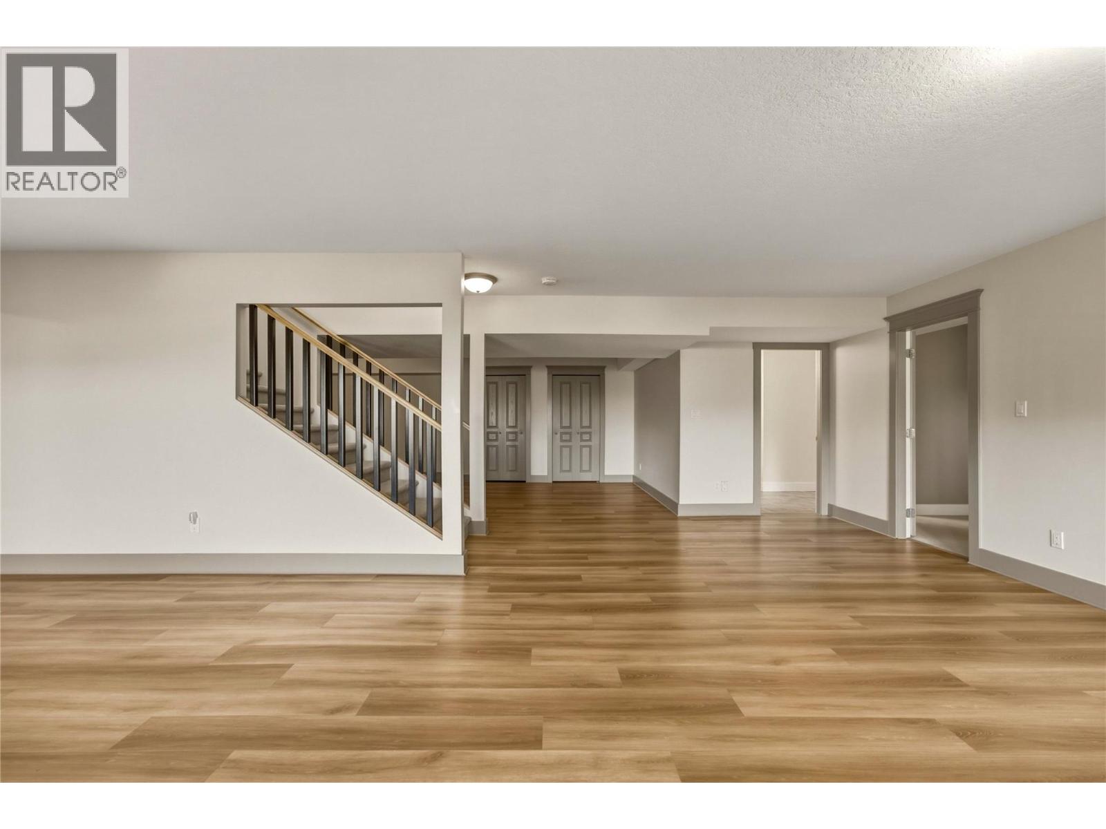 55 Peregrine Way Property Photo 37