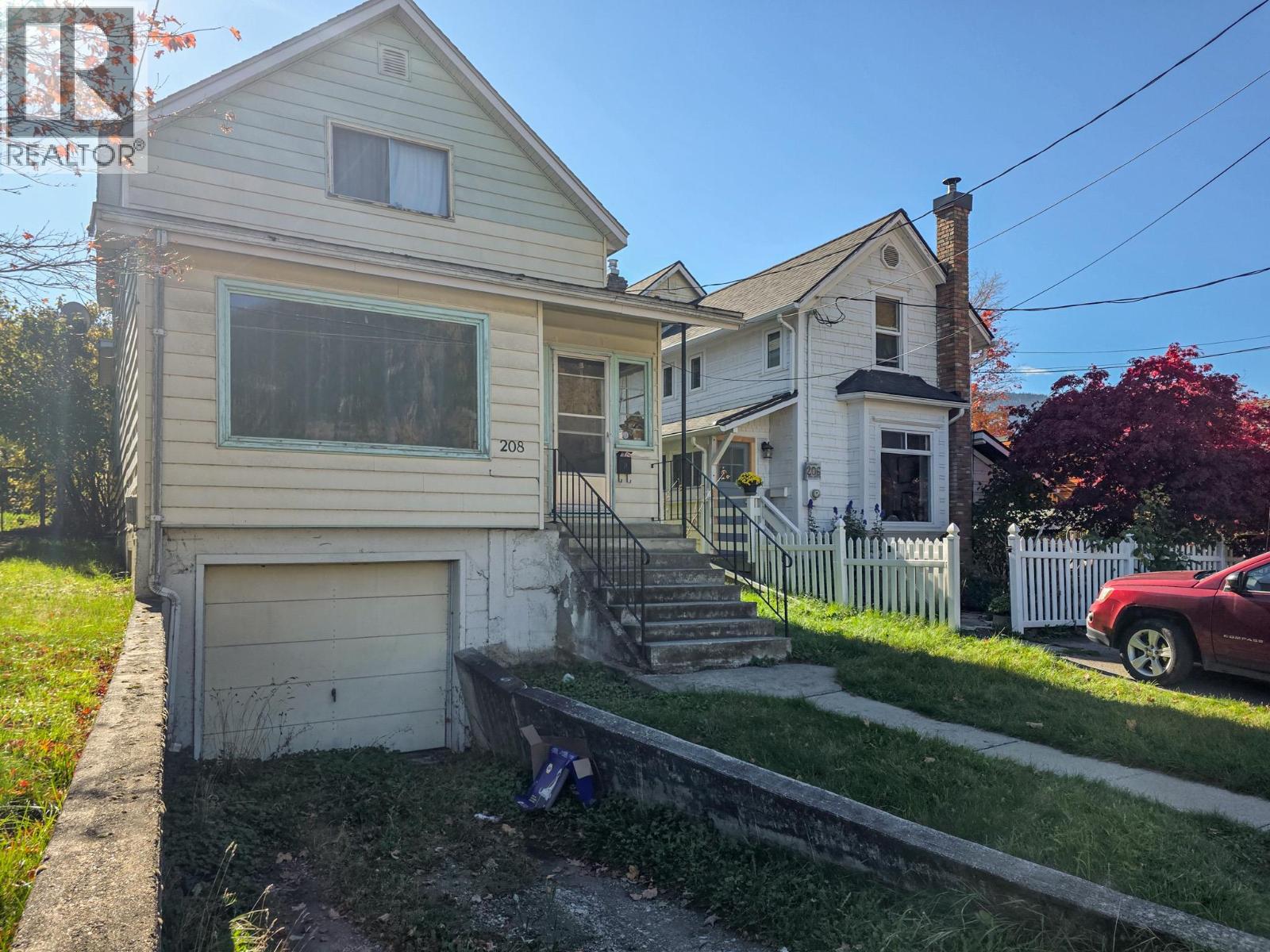 208 Anderson Street Property Photo 1