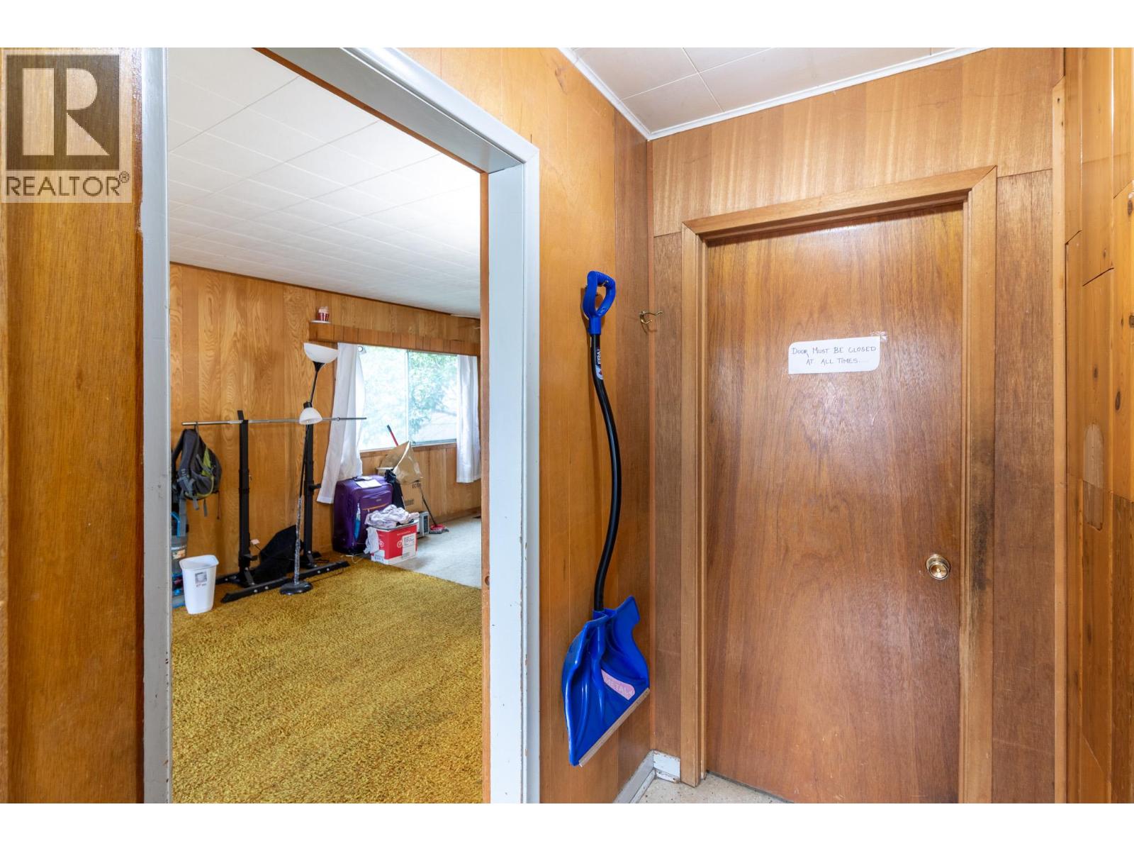 208 Anderson Street Property Photo 4