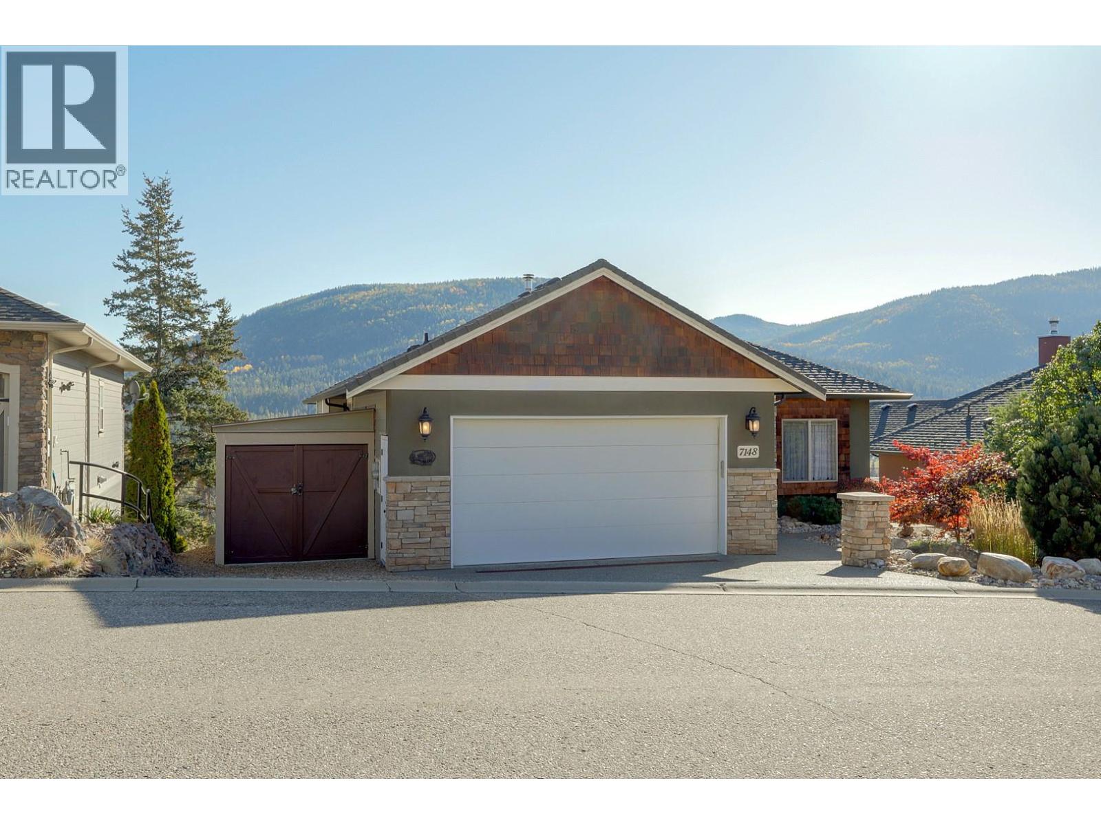 7148 Tabor Drive Property Photo 3