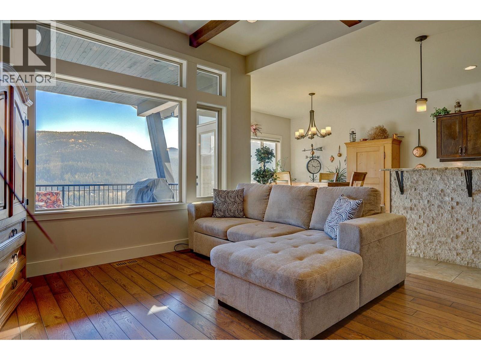 7148 Tabor Drive Property Photo 8