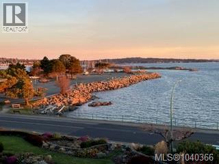 307 1270 Beach Dr