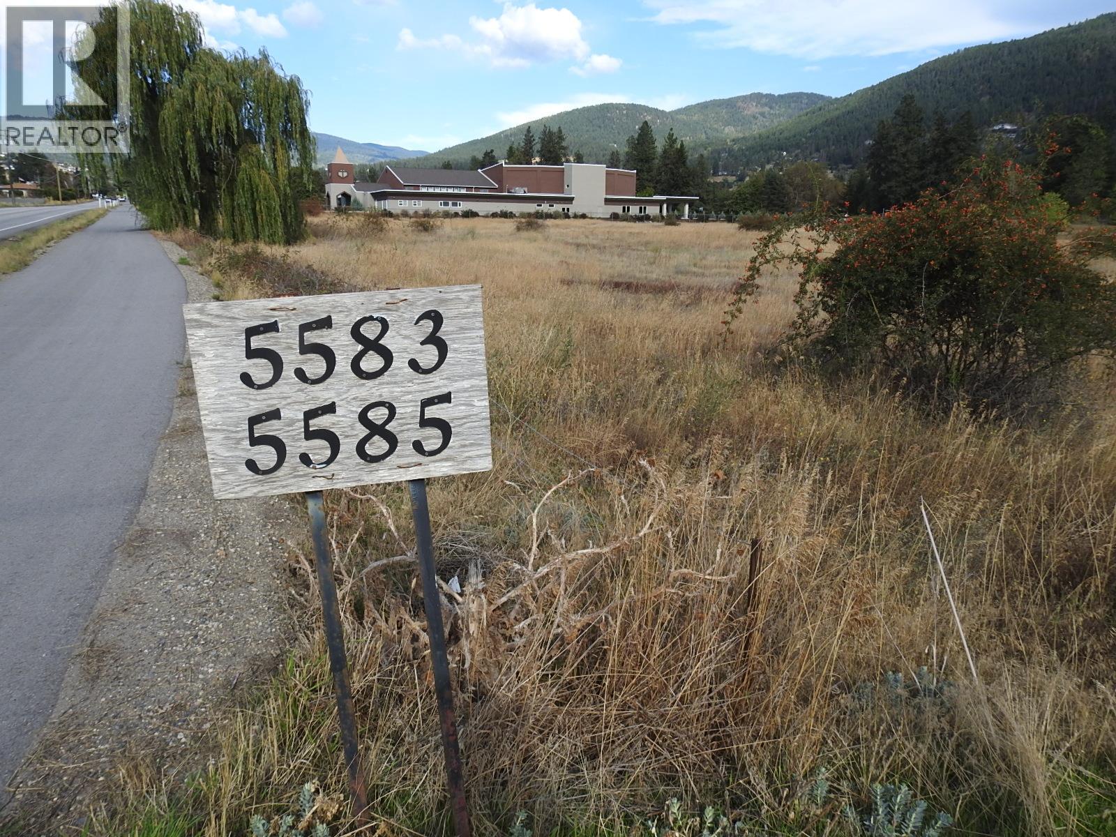 5585 Silver Star Road Property Photo 4