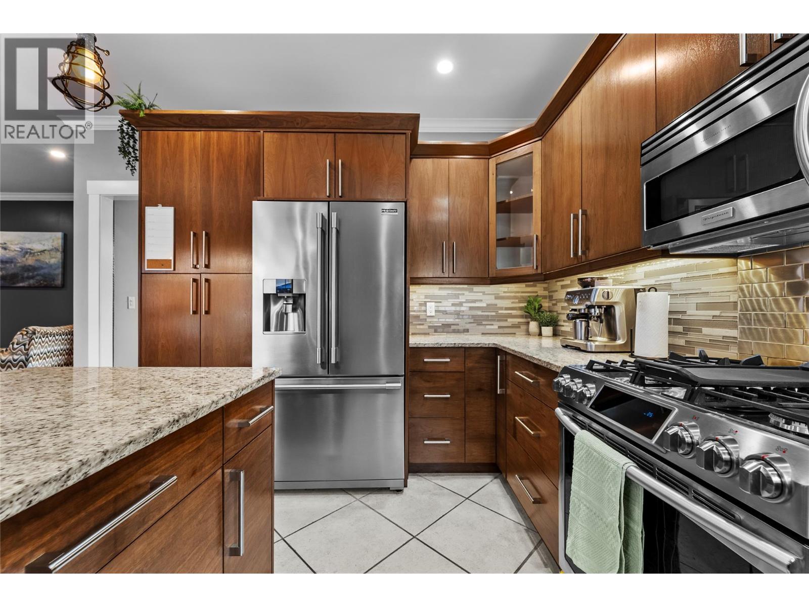 1052 Quail Drive Property Photo 7