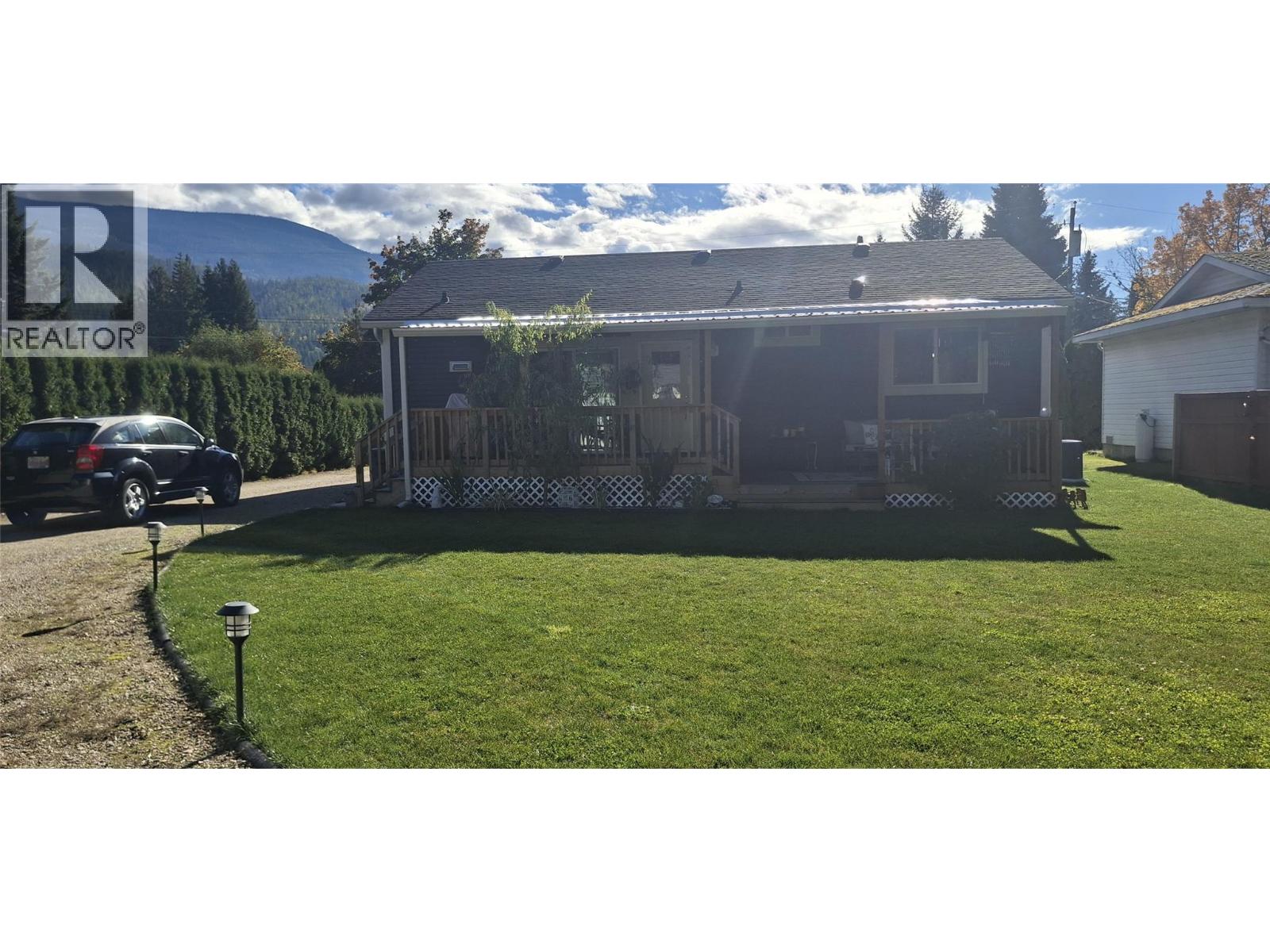726 Whitehead Street Property Photo 25