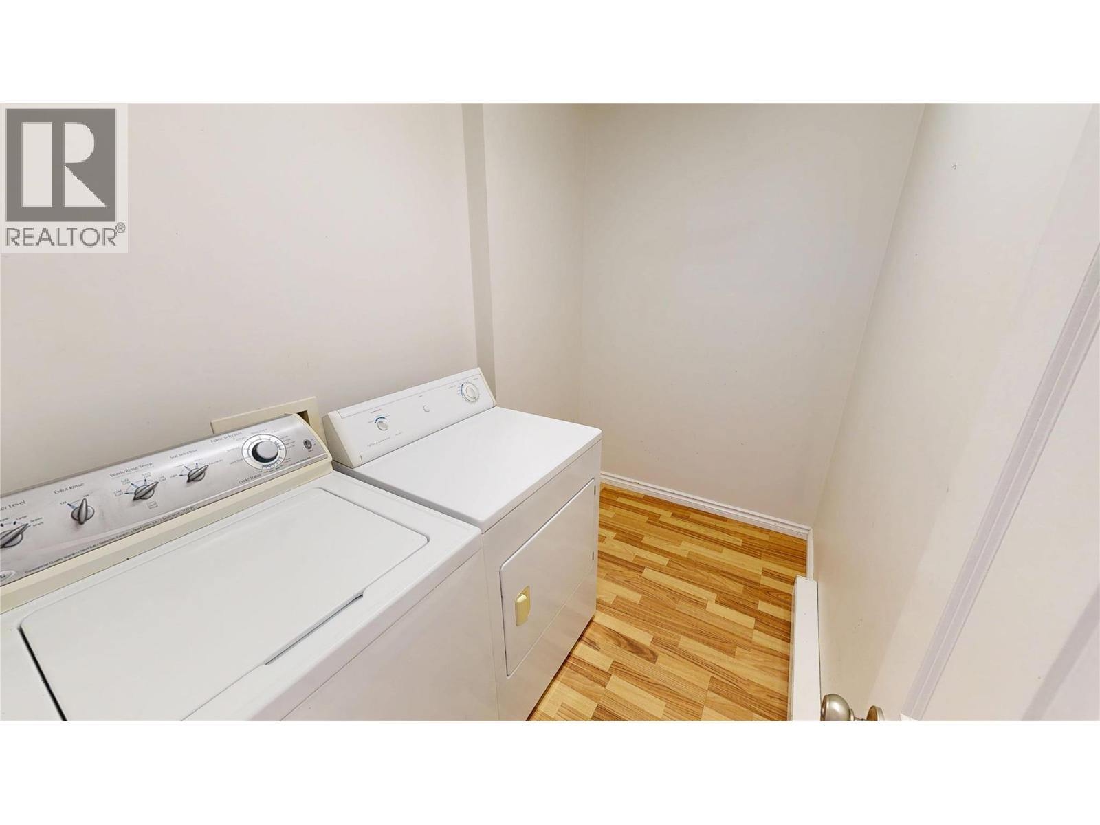 5775 Columbia Road Property Photo 8