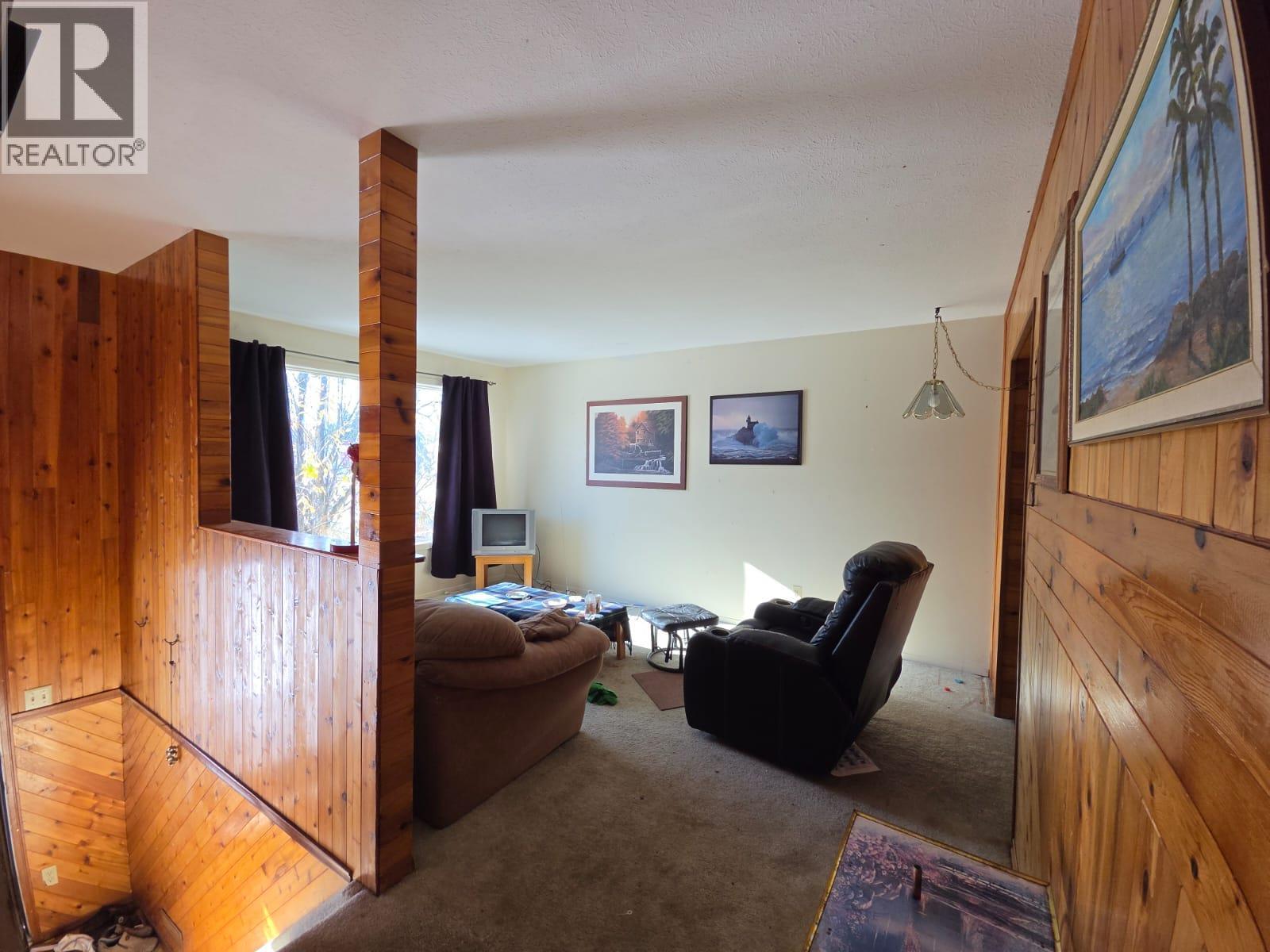 36 Sukunka Place Property Photo 3