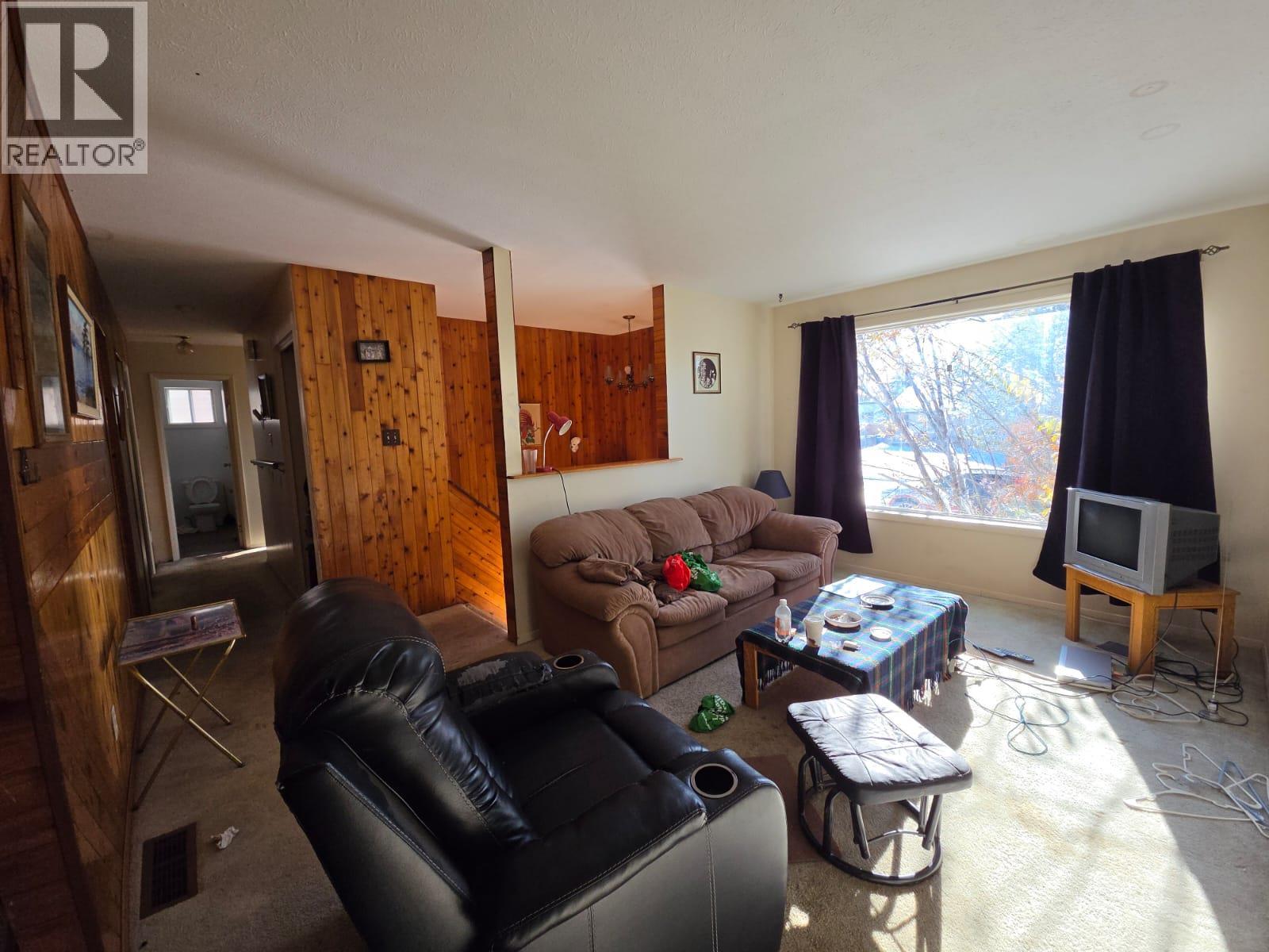 36 Sukunka Place Property Photo 4
