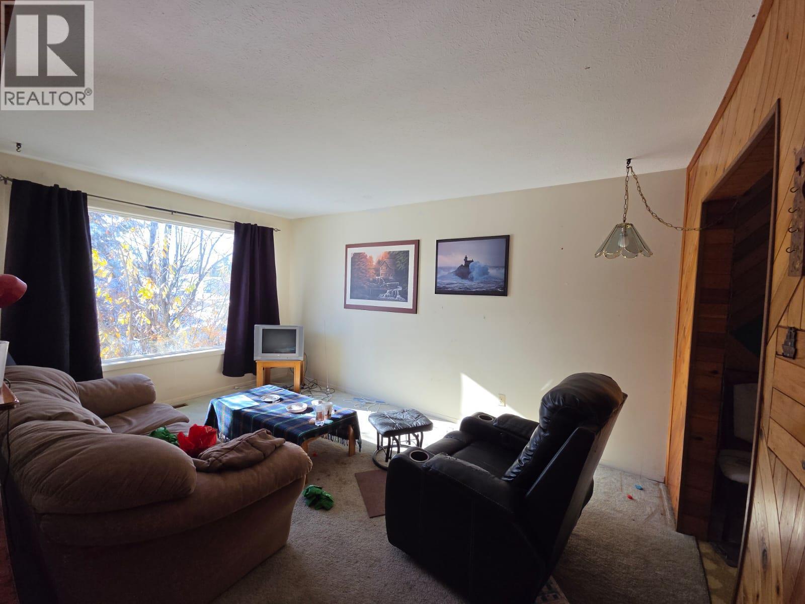 36 Sukunka Place Property Photo 6