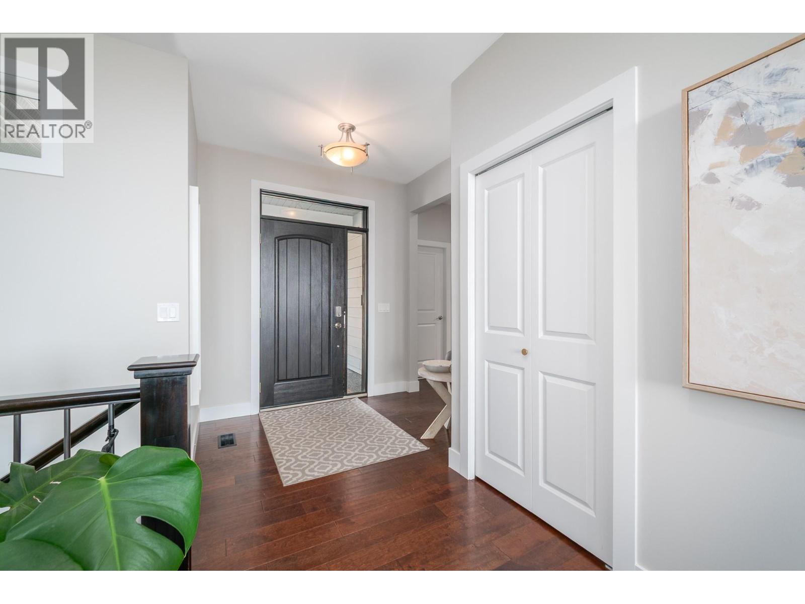 2420 Tallus Heights Drive Property Photo 13