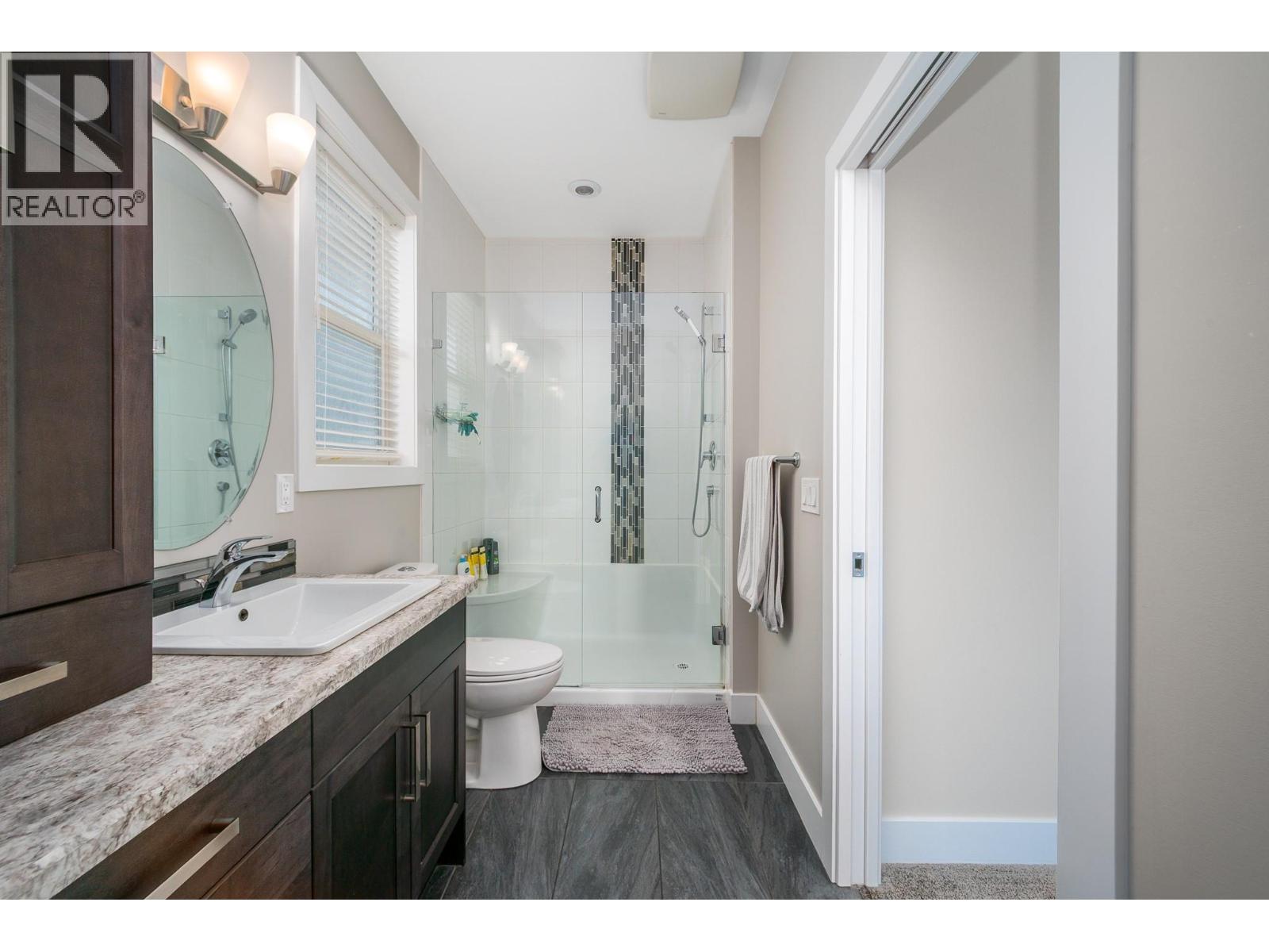 2420 Tallus Heights Drive Property Photo 27