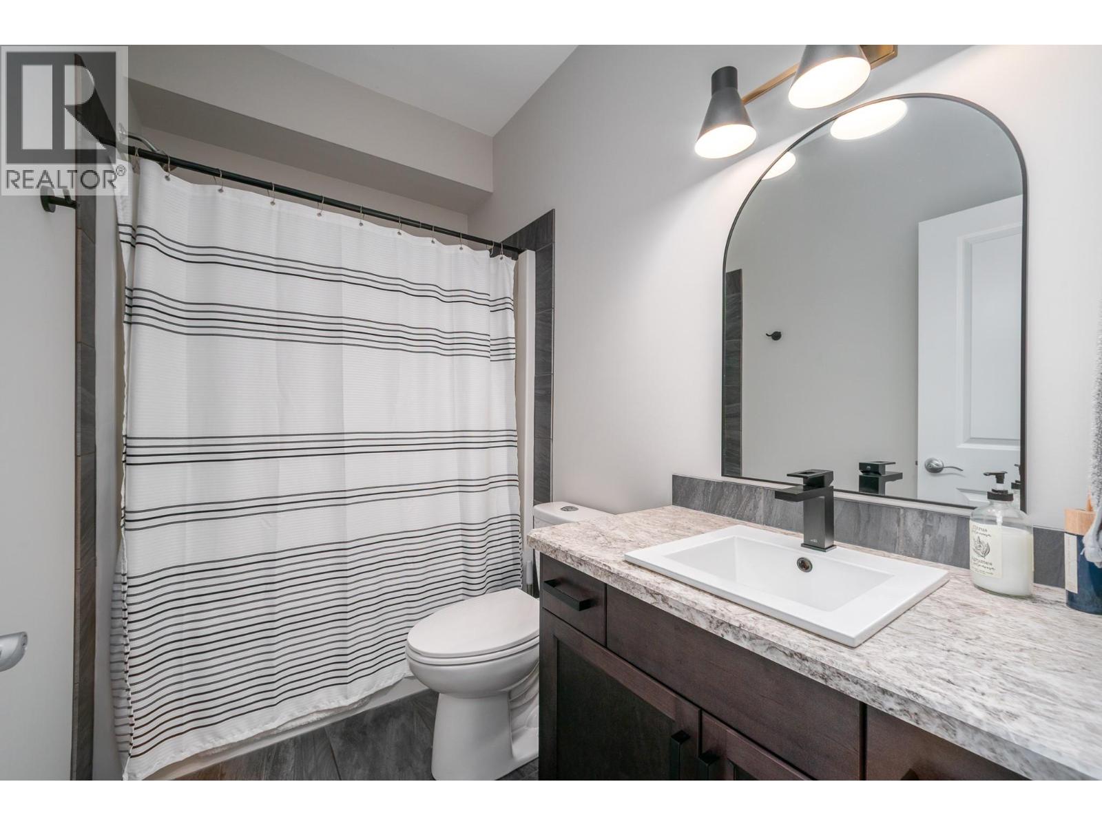 2420 Tallus Heights Drive Property Photo 34