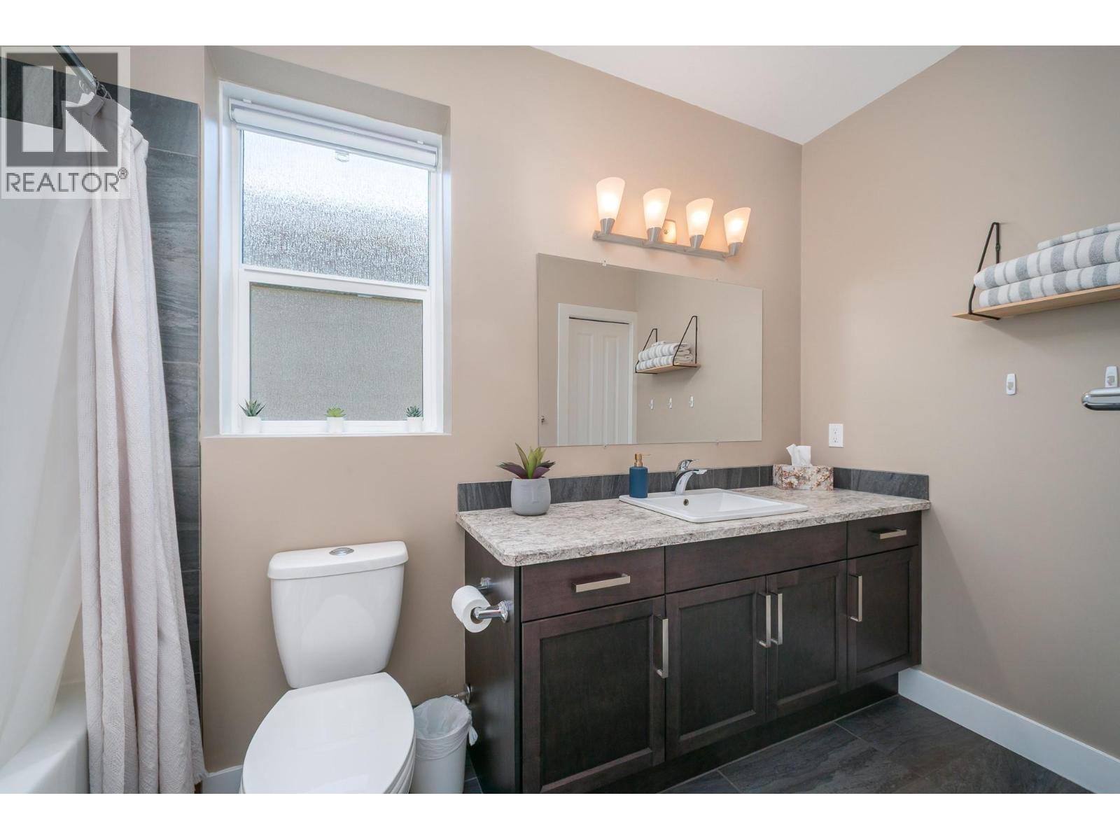 2420 Tallus Heights Drive Property Photo 46