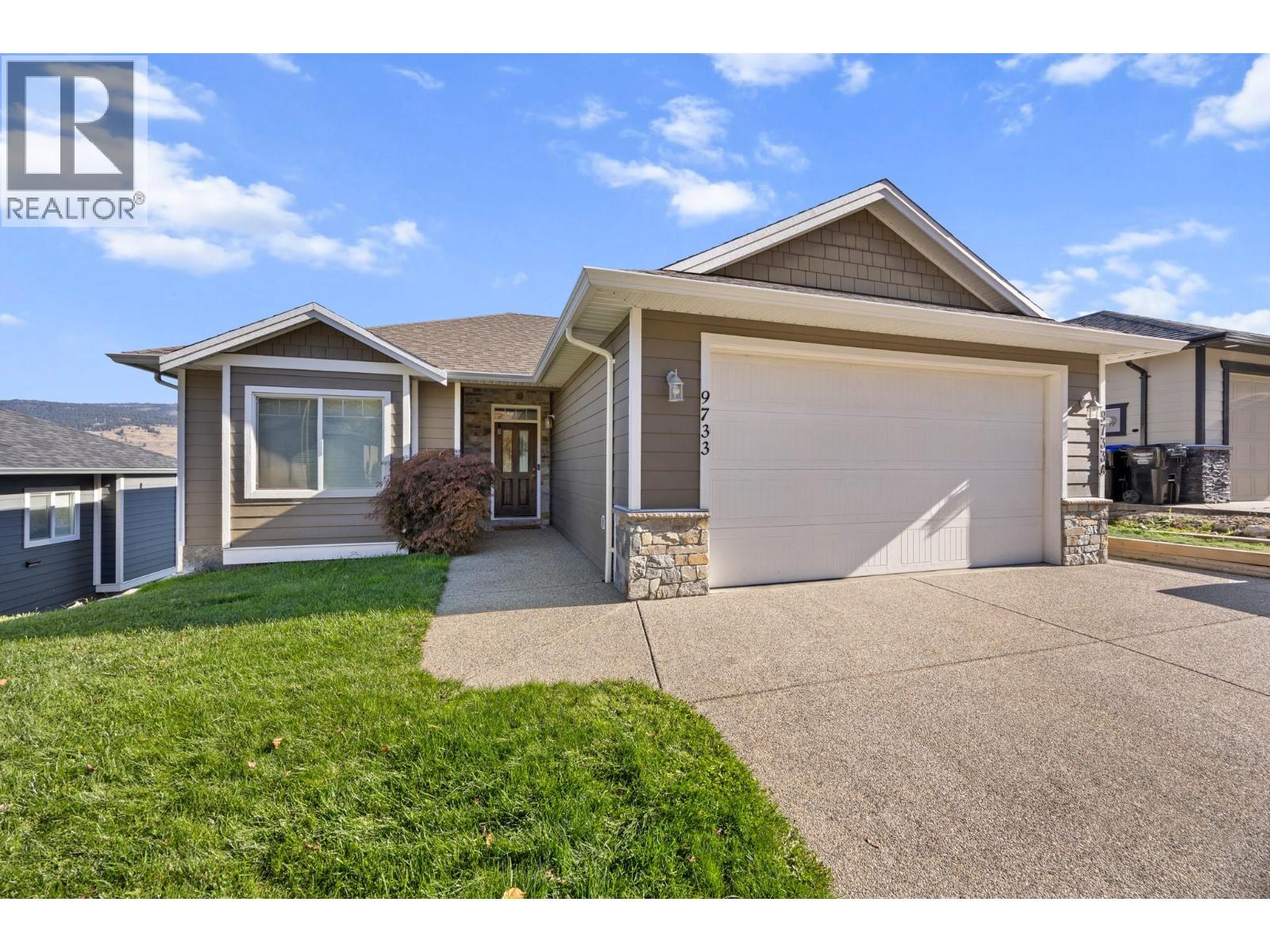 9733 Santina Road Property Photo 1
