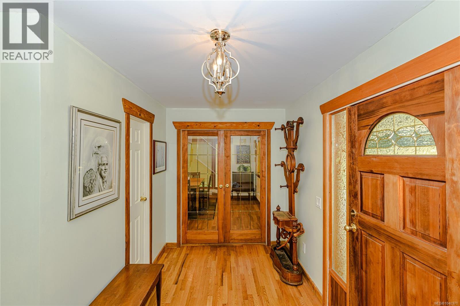 1164 North End Rd Property Photo 19