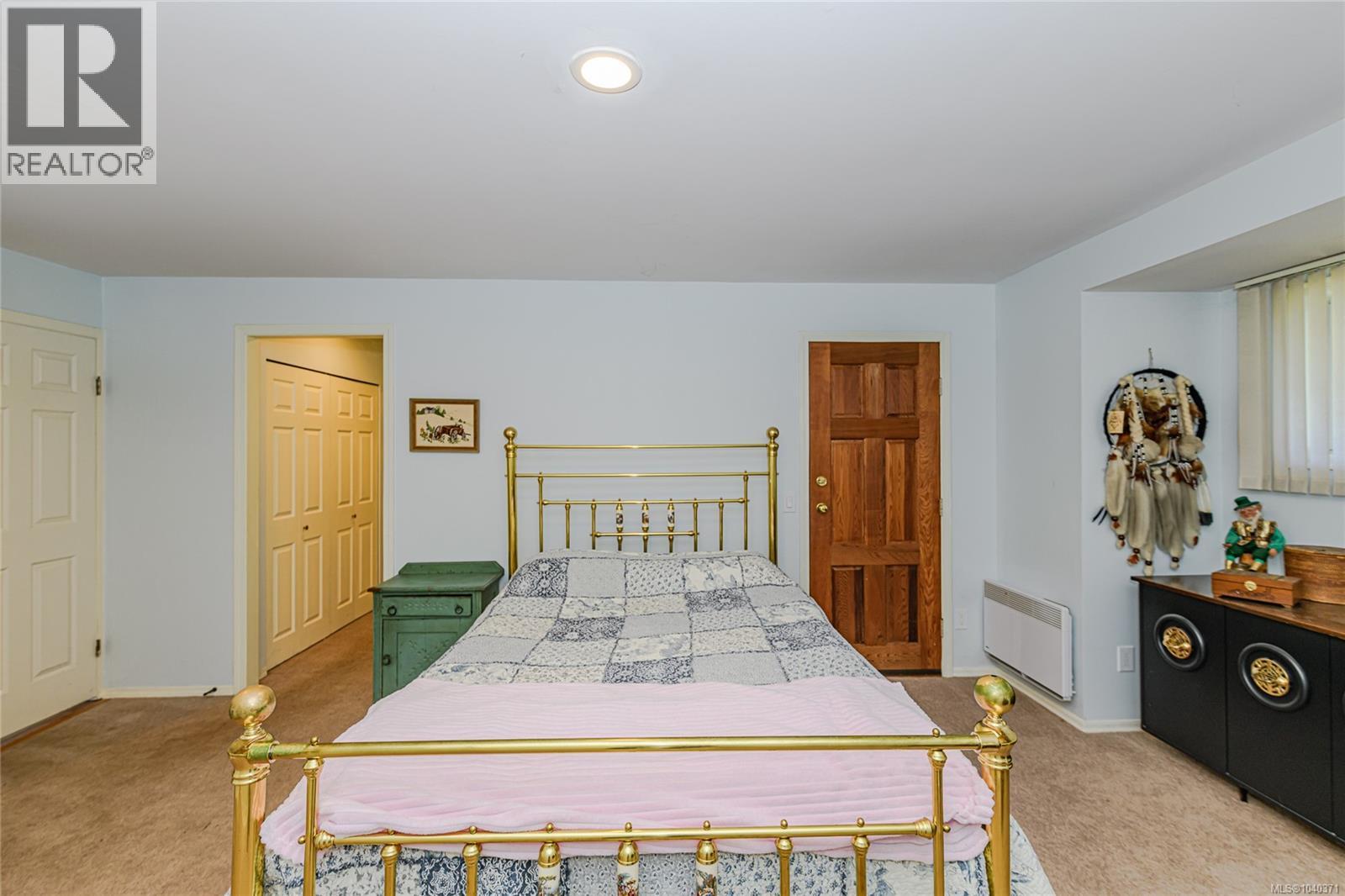 1164 North End Rd Property Photo 26