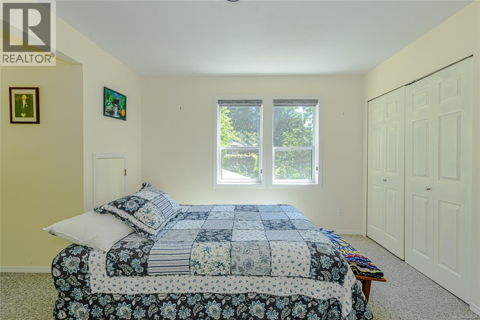 1164 North End Rd Property Photo 30