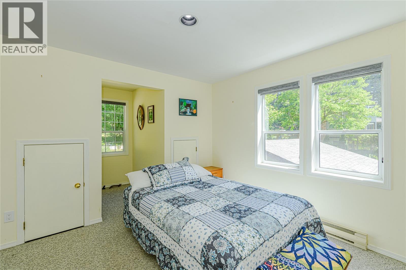 1164 North End Rd Property Photo 31