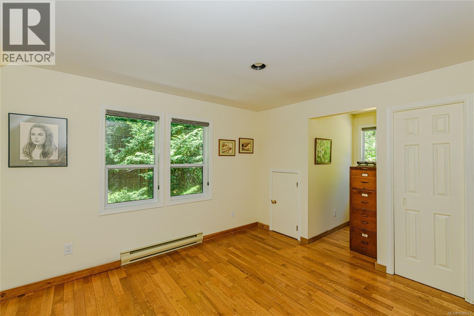 1164 North End Rd Property Photo 33