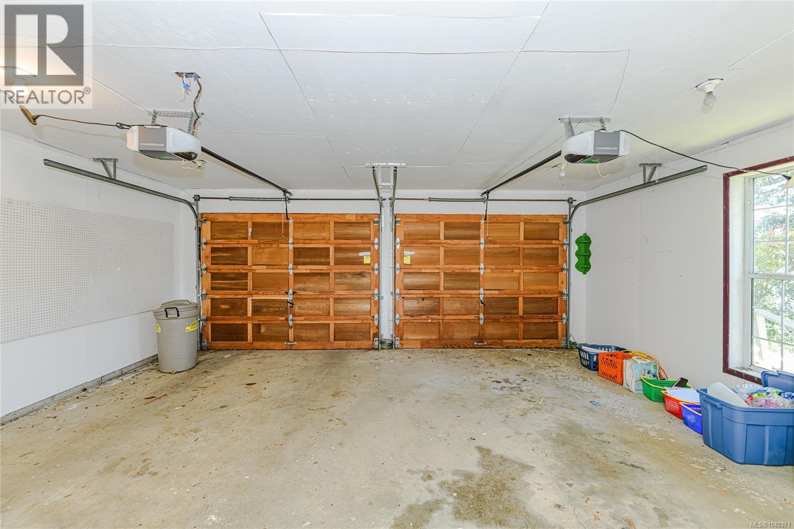 1164 North End Rd Property Photo 45