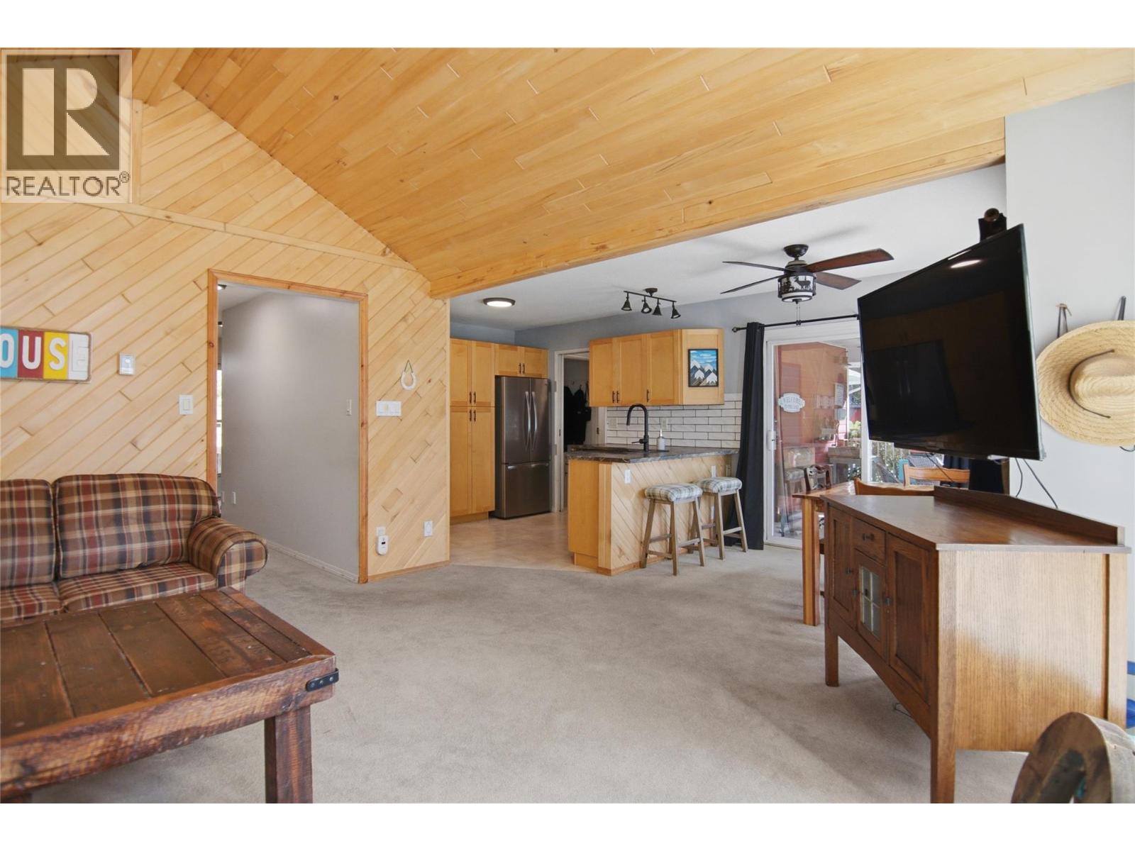 9201 Finlay Road Property Photo 17