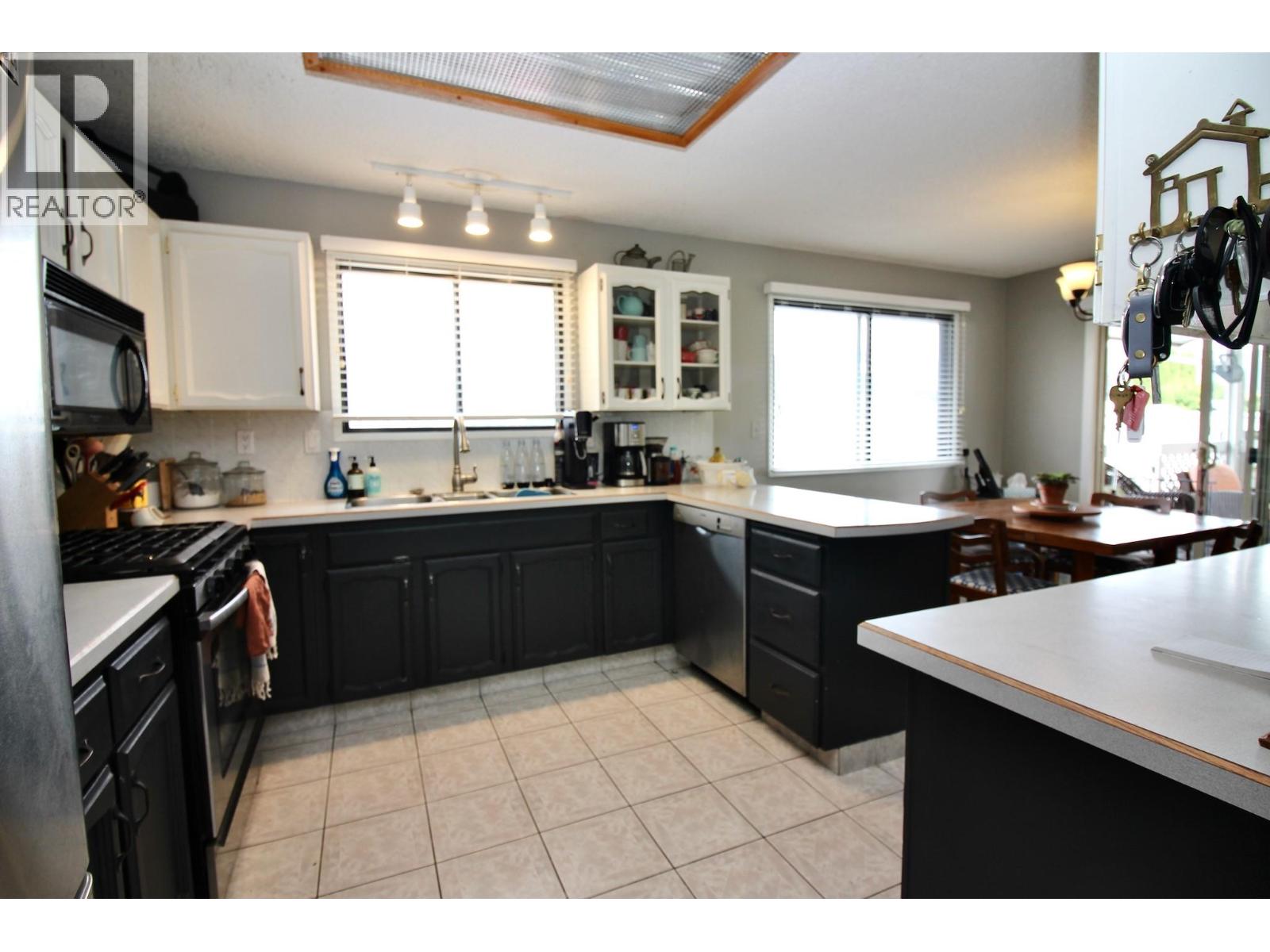 620 Wenric Crescent Property Photo 10