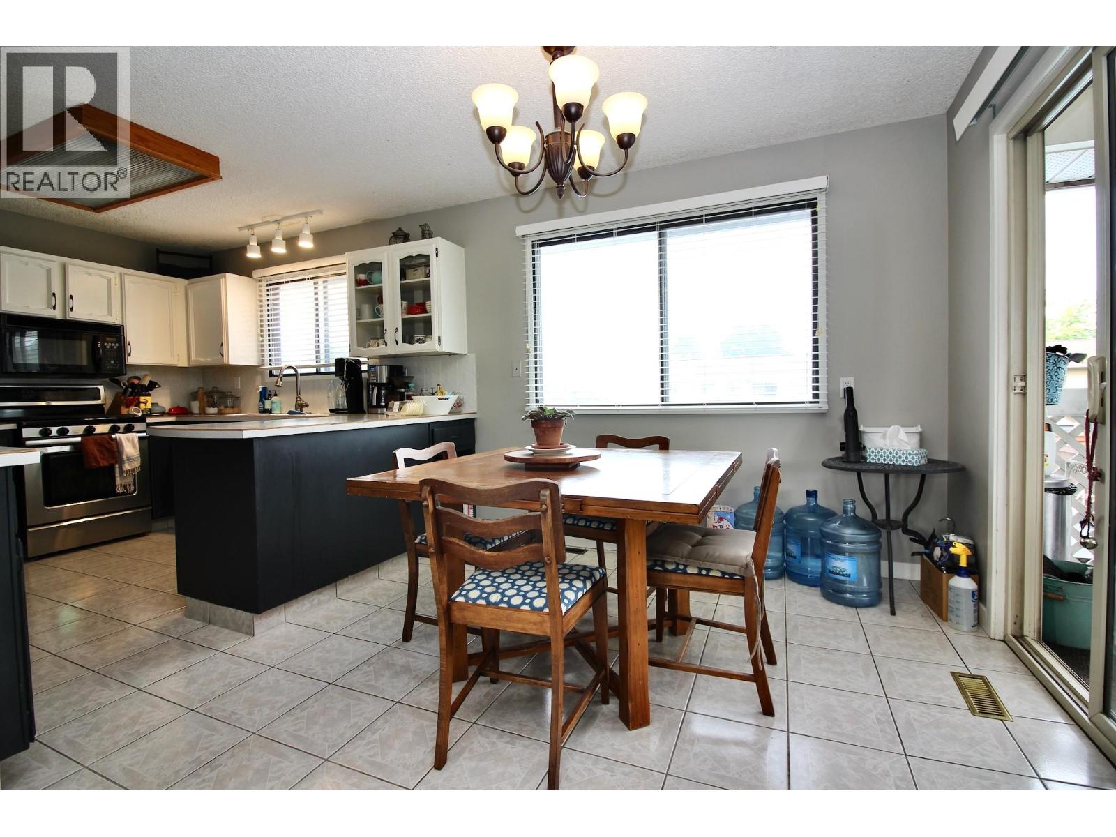 620 Wenric Crescent Property Photo 12