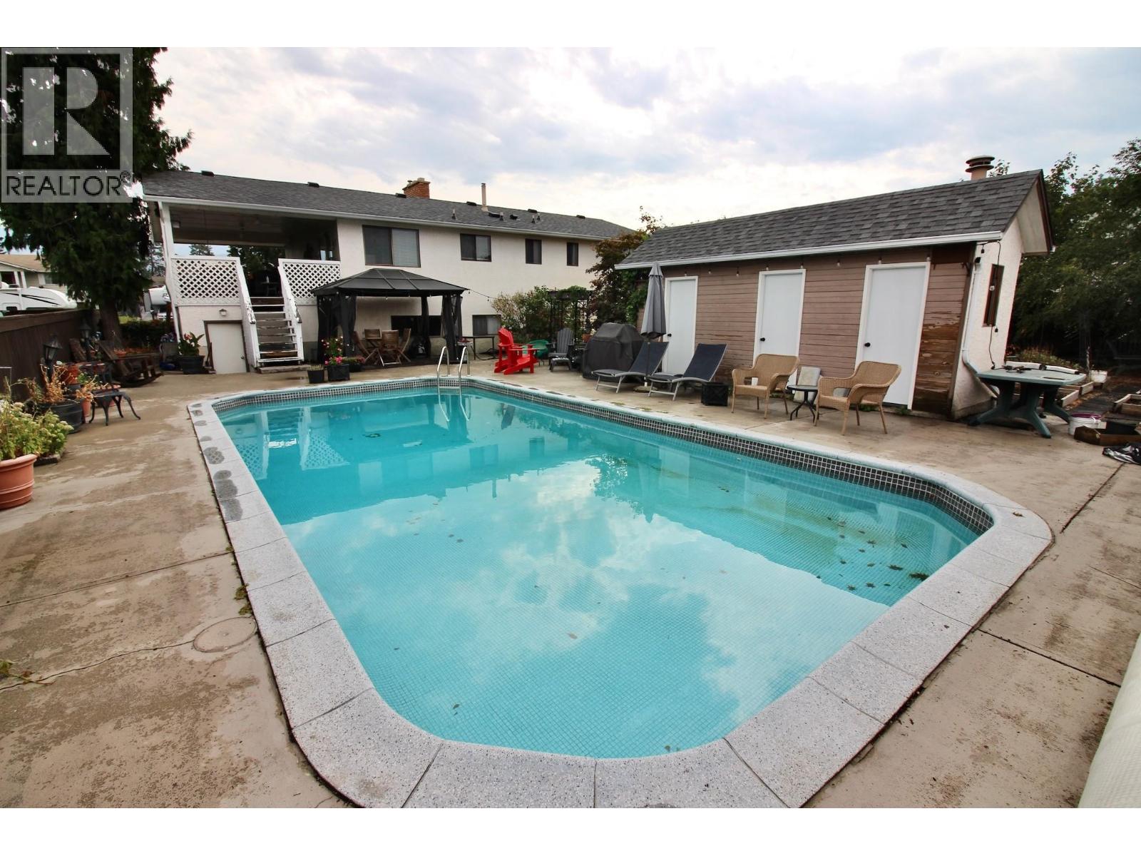 620 Wenric Crescent Property Photo 30