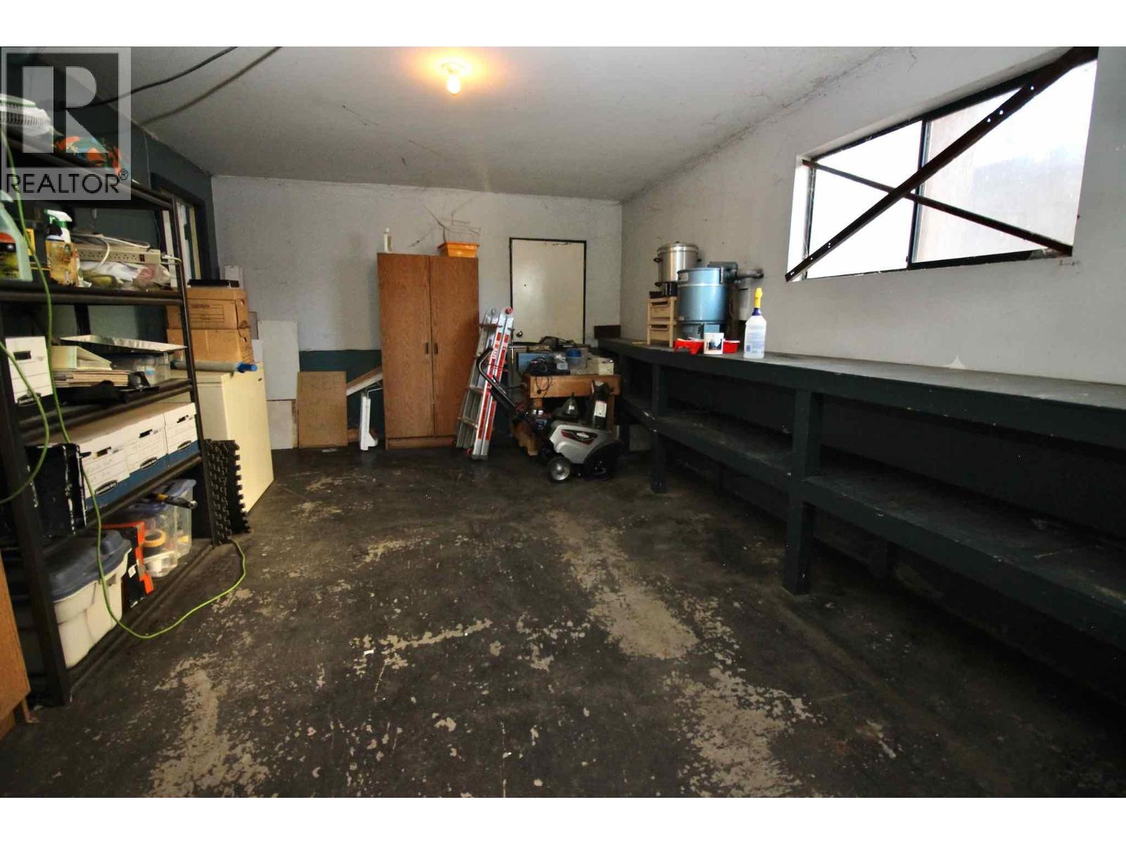 620 Wenric Crescent Property Photo 37