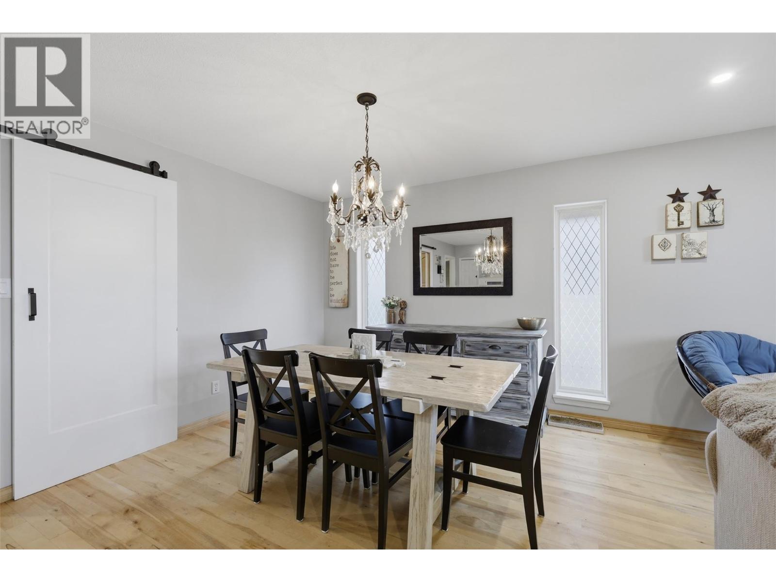 2435 Drummond Court Property Photo 18
