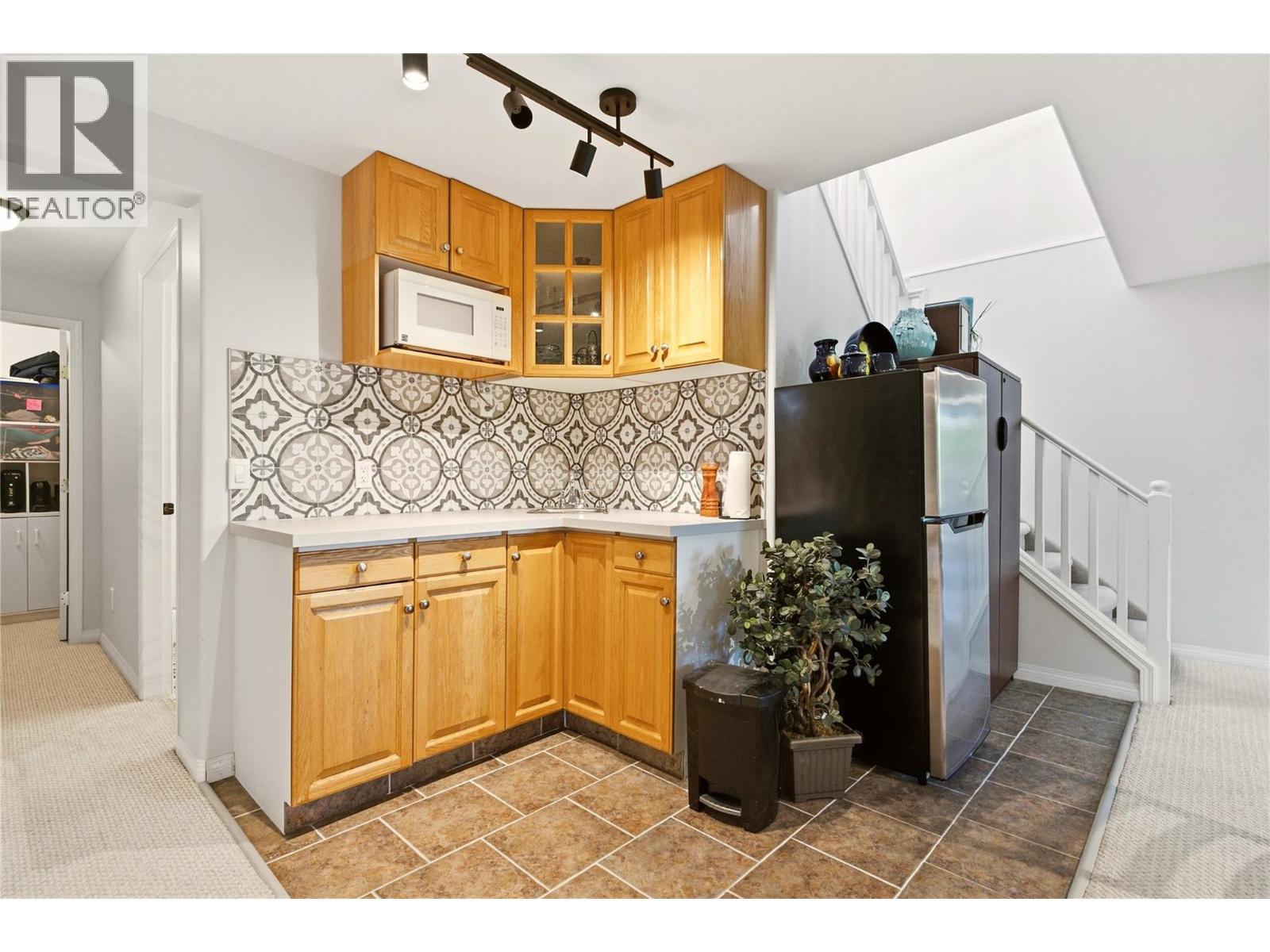 724 Lone Pine Drive Property Photo 36