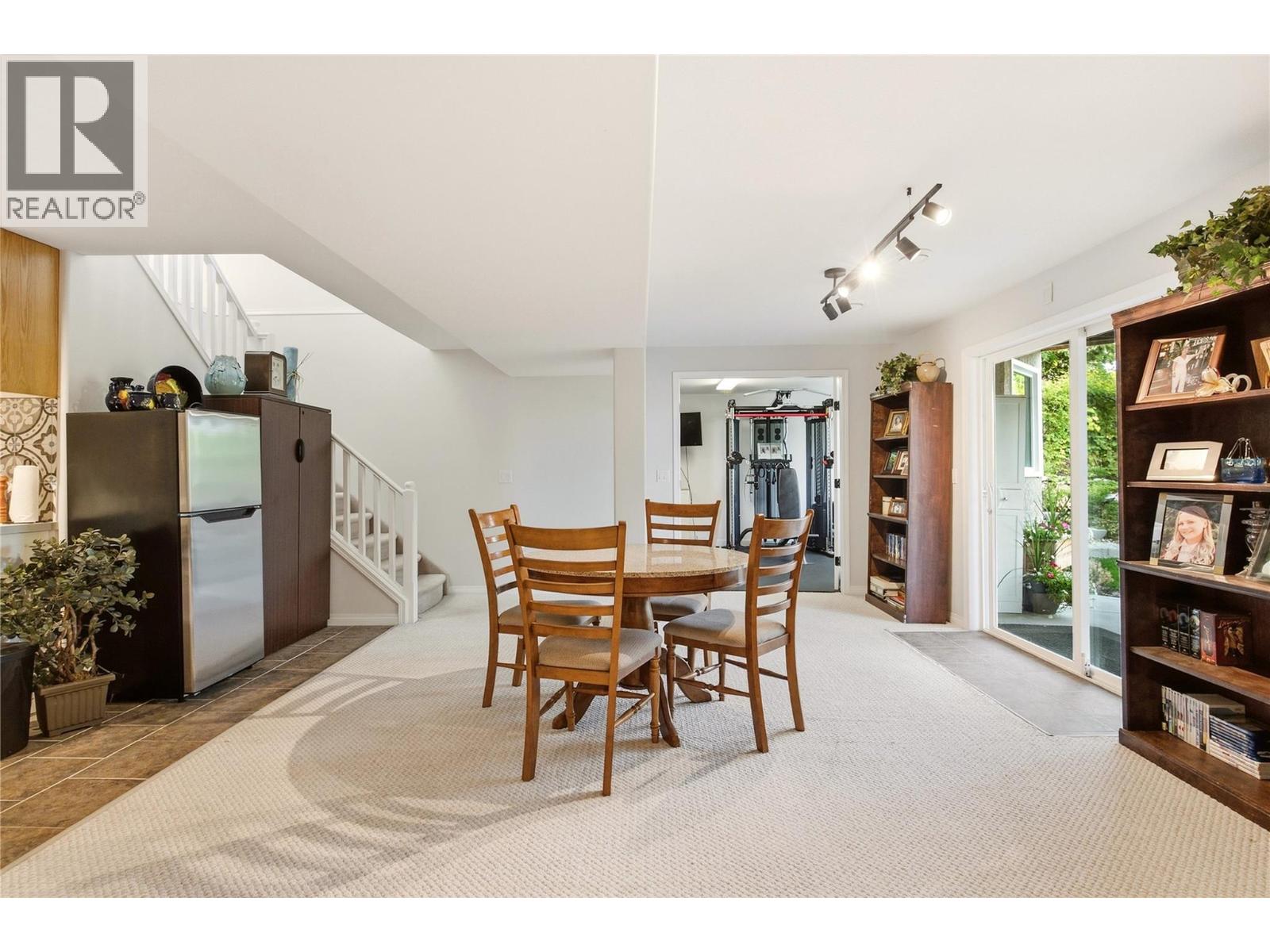 724 Lone Pine Drive Property Photo 37
