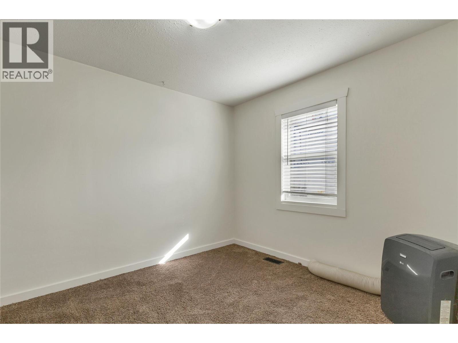 3815 Okanagan Avenue Property Photo 14