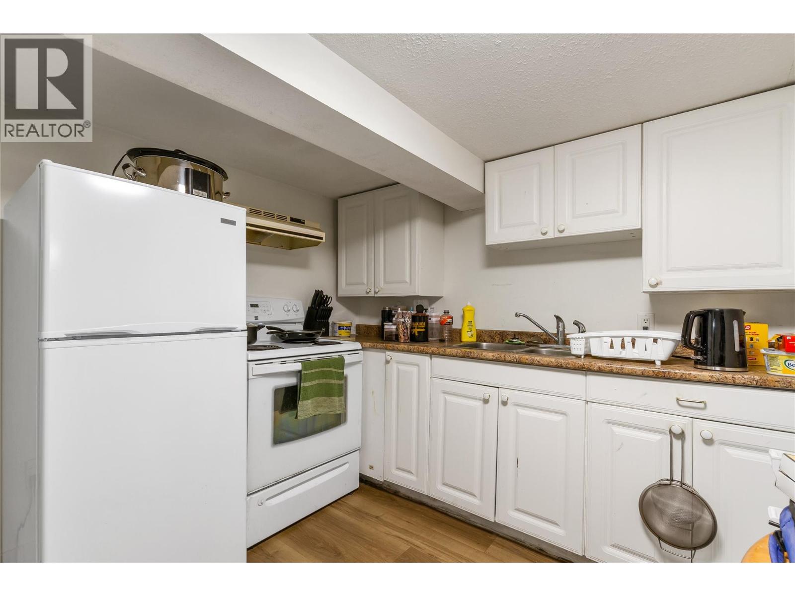 3815 Okanagan Avenue Property Photo 23