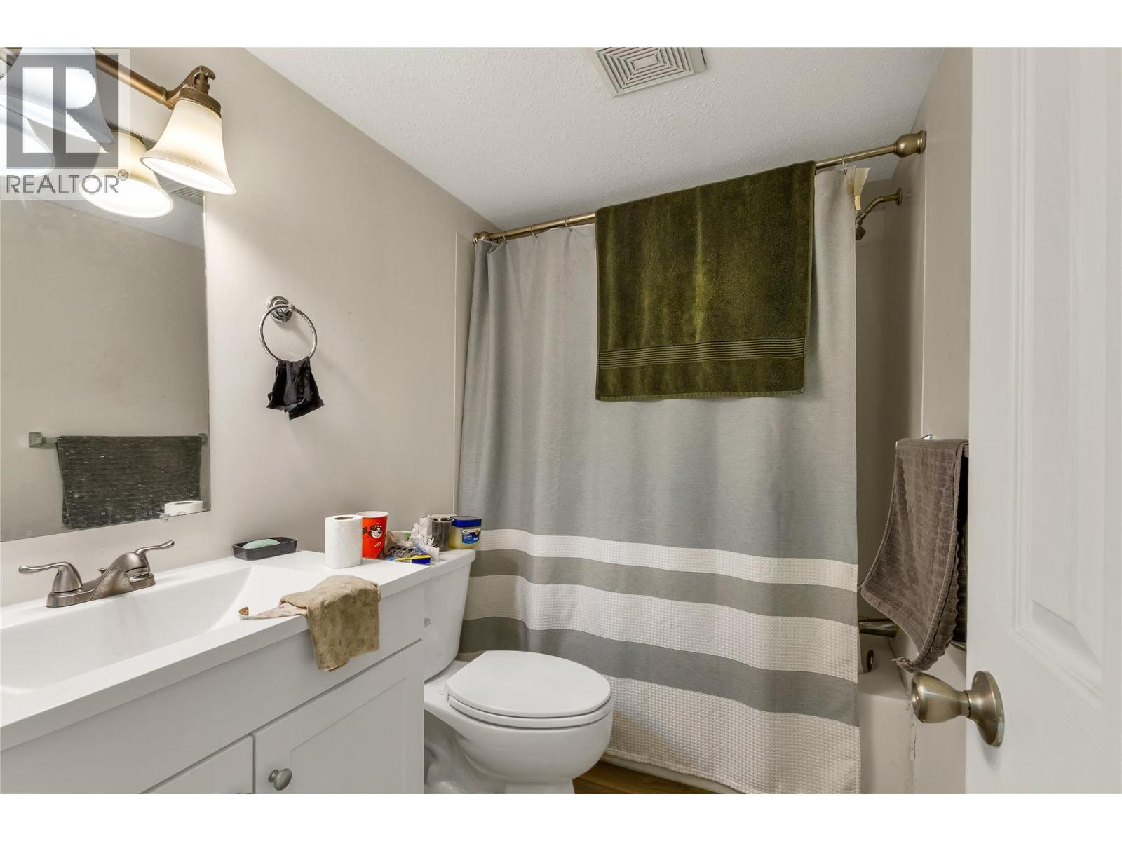 3815 Okanagan Avenue Property Photo 25
