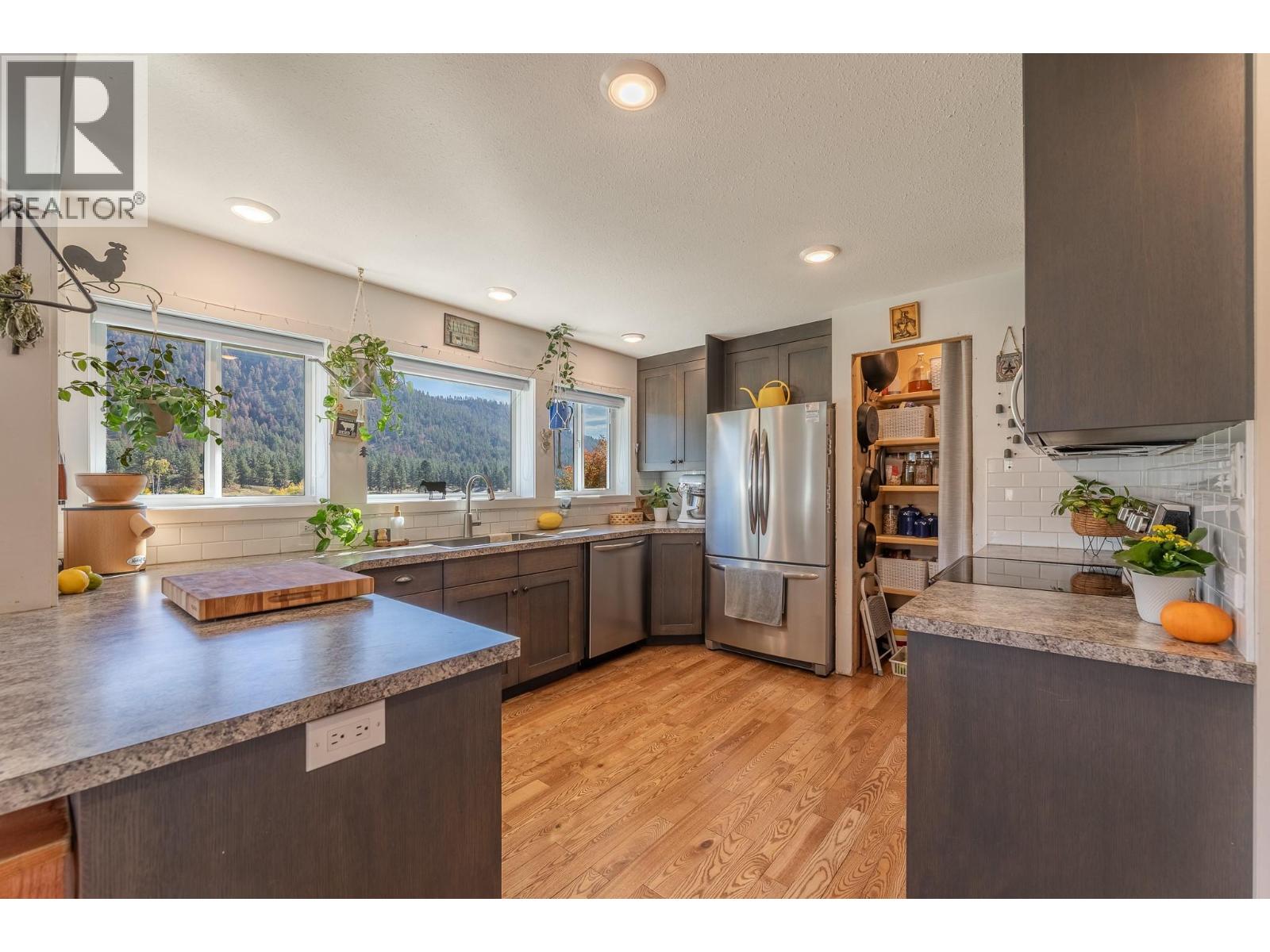 855 Fish Lake Road Property Photo 15