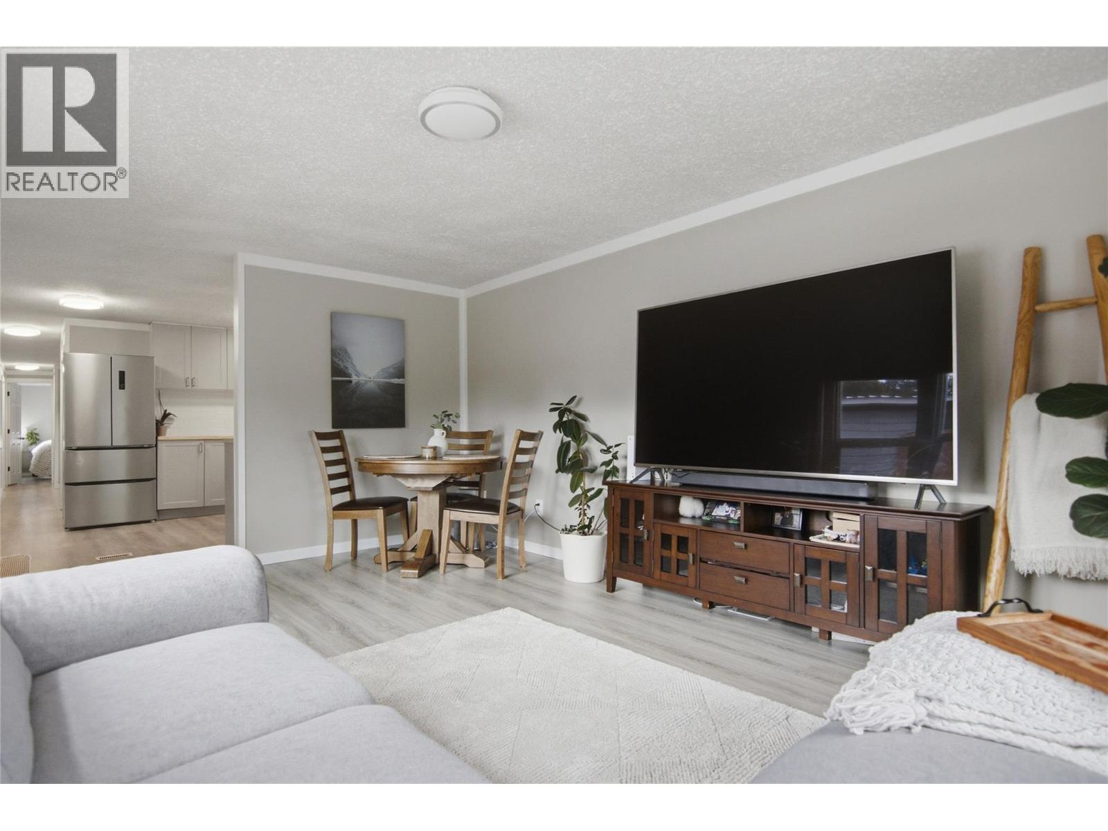 44 Edward Street Unit# 44e Property Photo 6