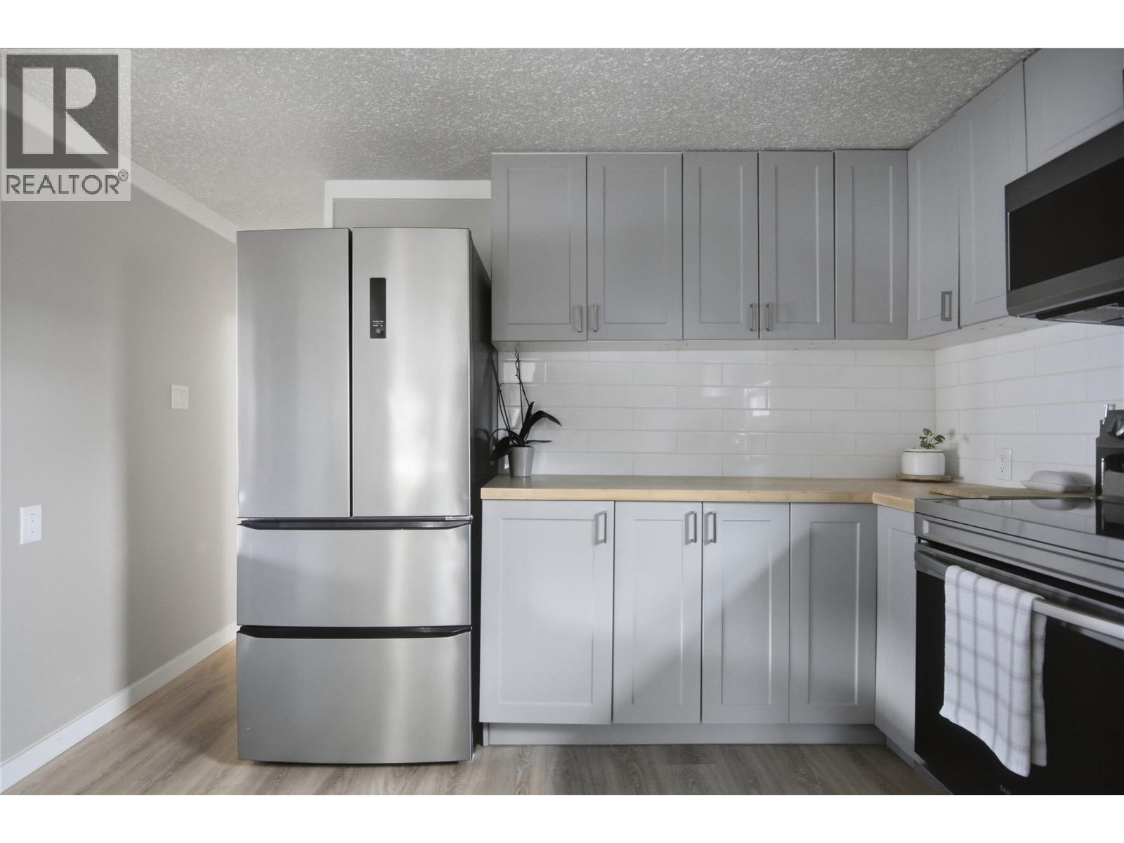 44 Edward Street Unit# 44e Property Photo 10