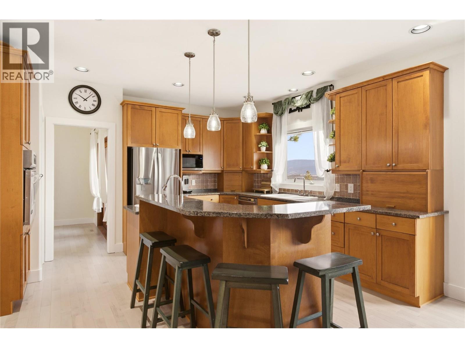 1030 Skeena Drive Property Photo 10