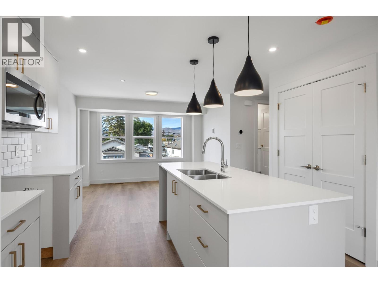 153 Park Street Property Photo 16