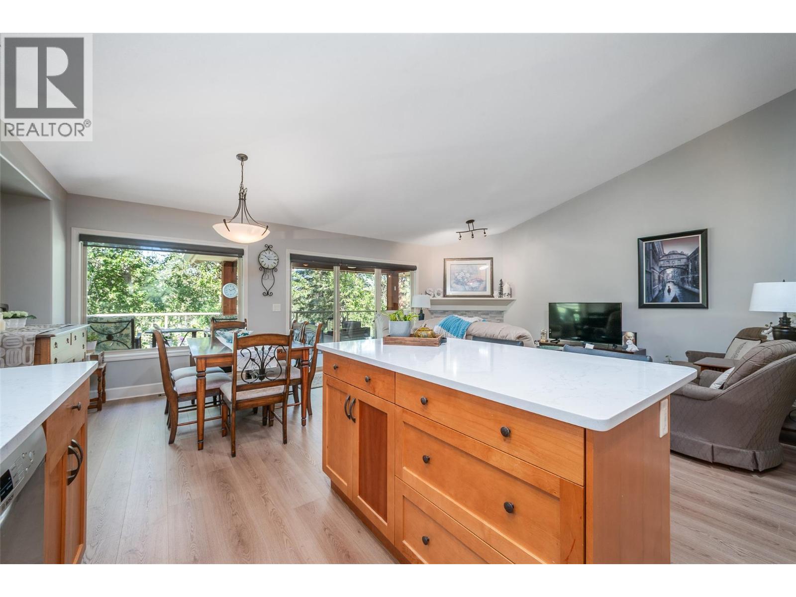 3452 Camelback Drive Property Photo 15