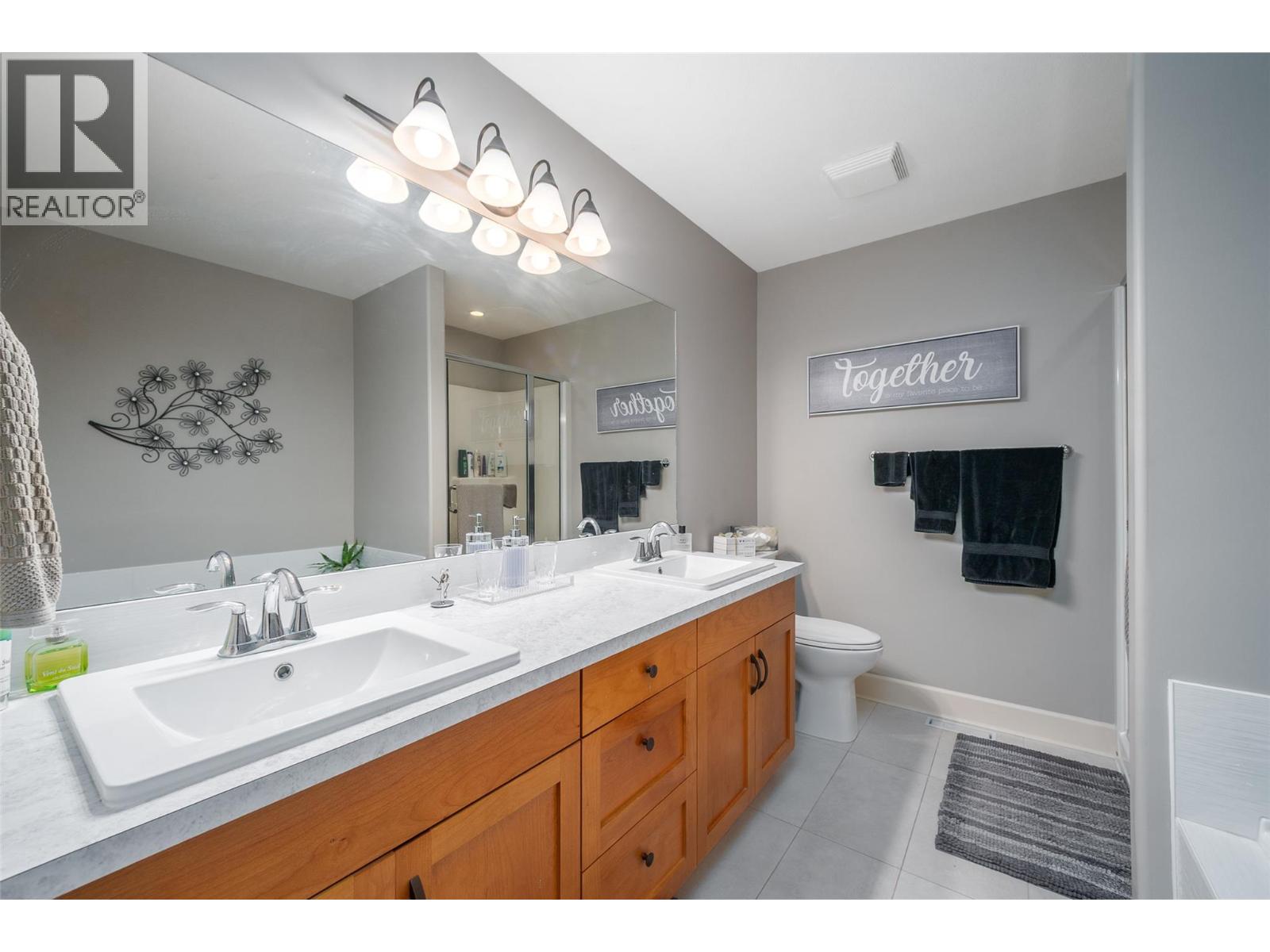 3452 Camelback Drive Property Photo 23