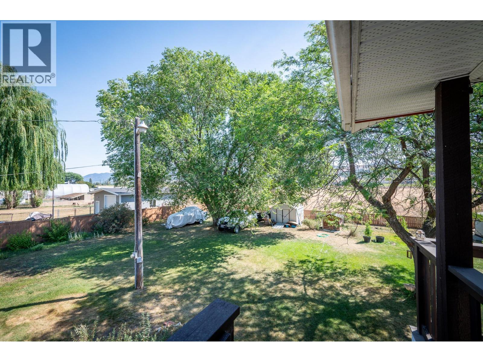 6750 Heffley Road Property Photo 25